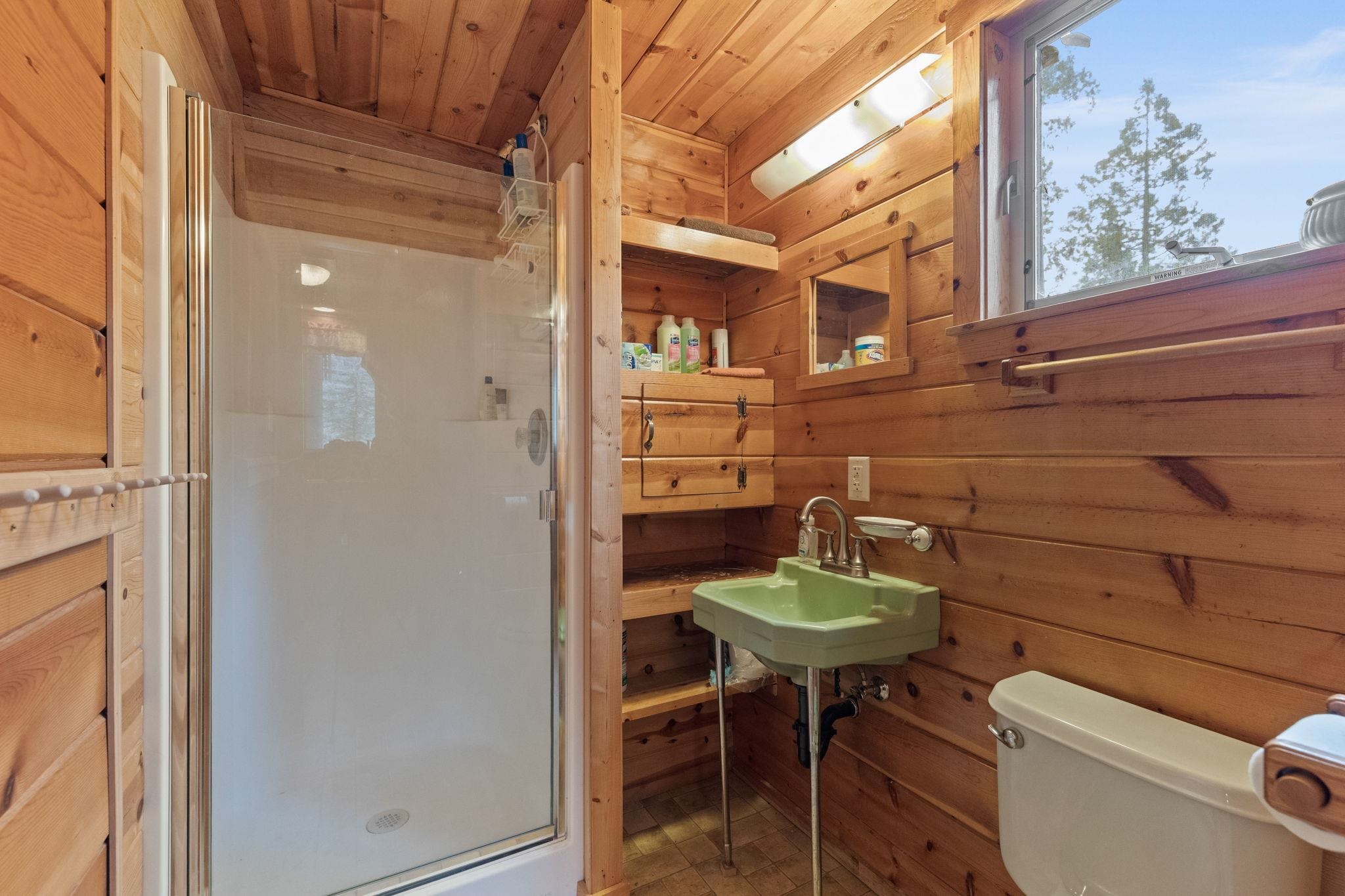 Detail Gallery Image 15 of 35 For 20431 Kutci Dr, Mi Wuk Village,  CA 95346 - 2 Beds | 3/1 Baths