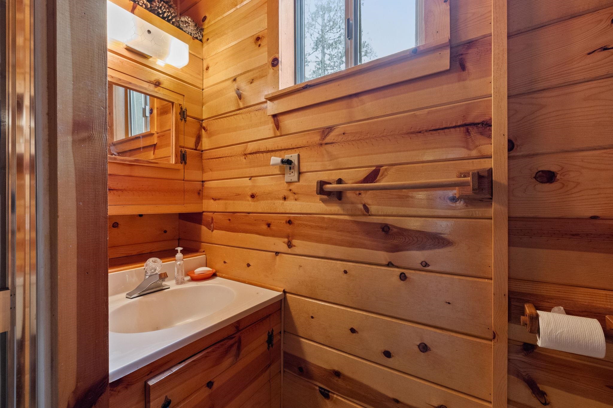 Detail Gallery Image 21 of 35 For 20431 Kutci Dr, Mi Wuk Village,  CA 95346 - 2 Beds | 3/1 Baths