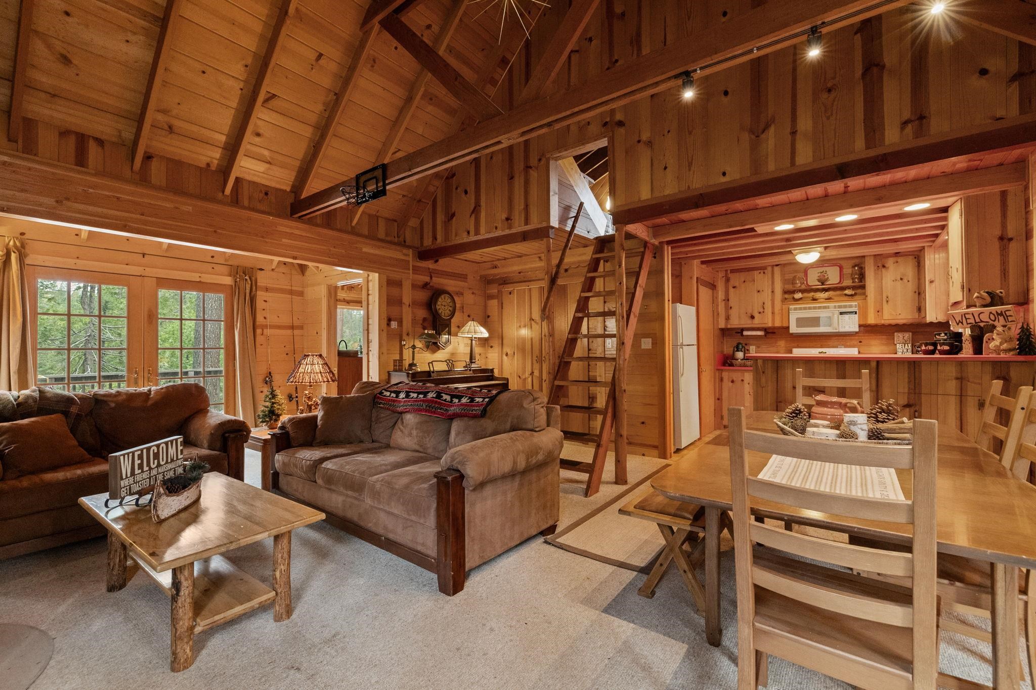 Detail Gallery Image 5 of 35 For 20431 Kutci Dr, Mi Wuk Village,  CA 95346 - 2 Beds | 3/1 Baths