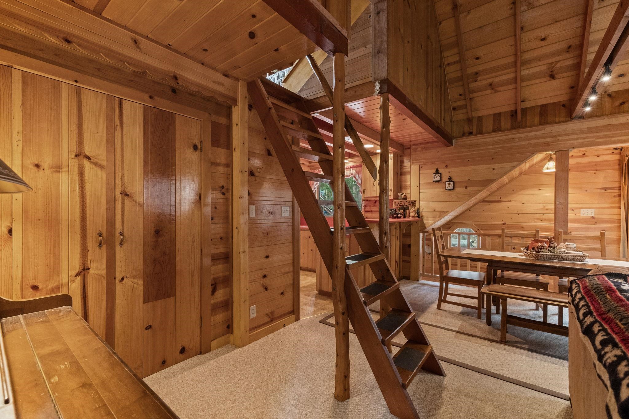 Detail Gallery Image 9 of 35 For 20431 Kutci Dr, Mi Wuk Village,  CA 95346 - 2 Beds | 3/1 Baths