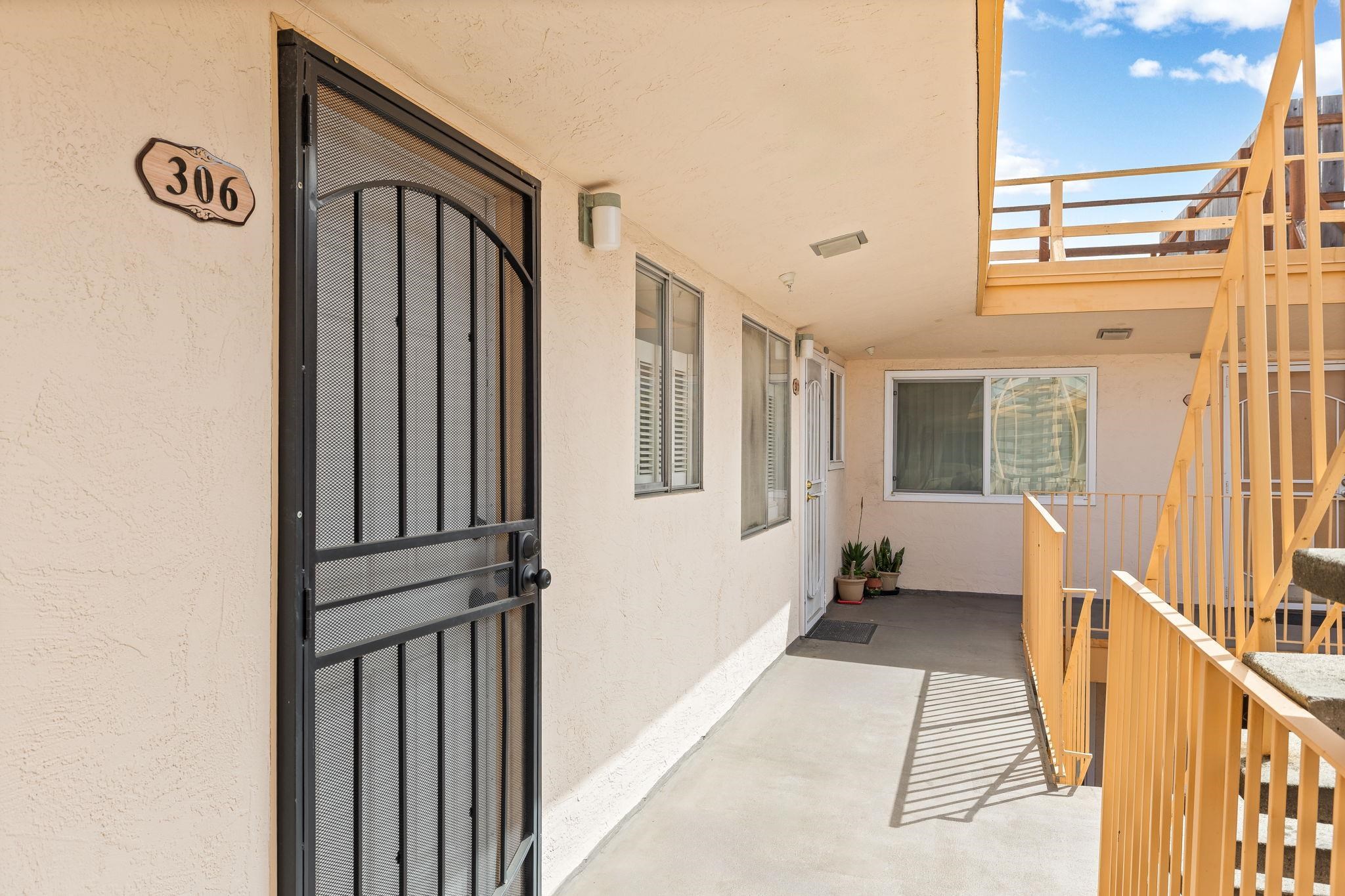 Detail Gallery Image 2 of 19 For 1599 Hays St #306,  San Leandro,  CA 94577 - 2 Beds | 2 Baths