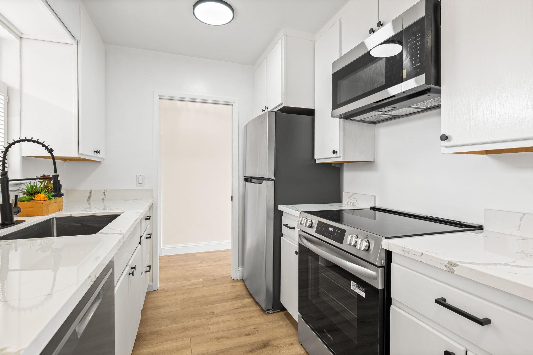 Detail Gallery Image 10 of 19 For 1599 Hays St #306,  San Leandro,  CA 94577 - 2 Beds | 2 Baths