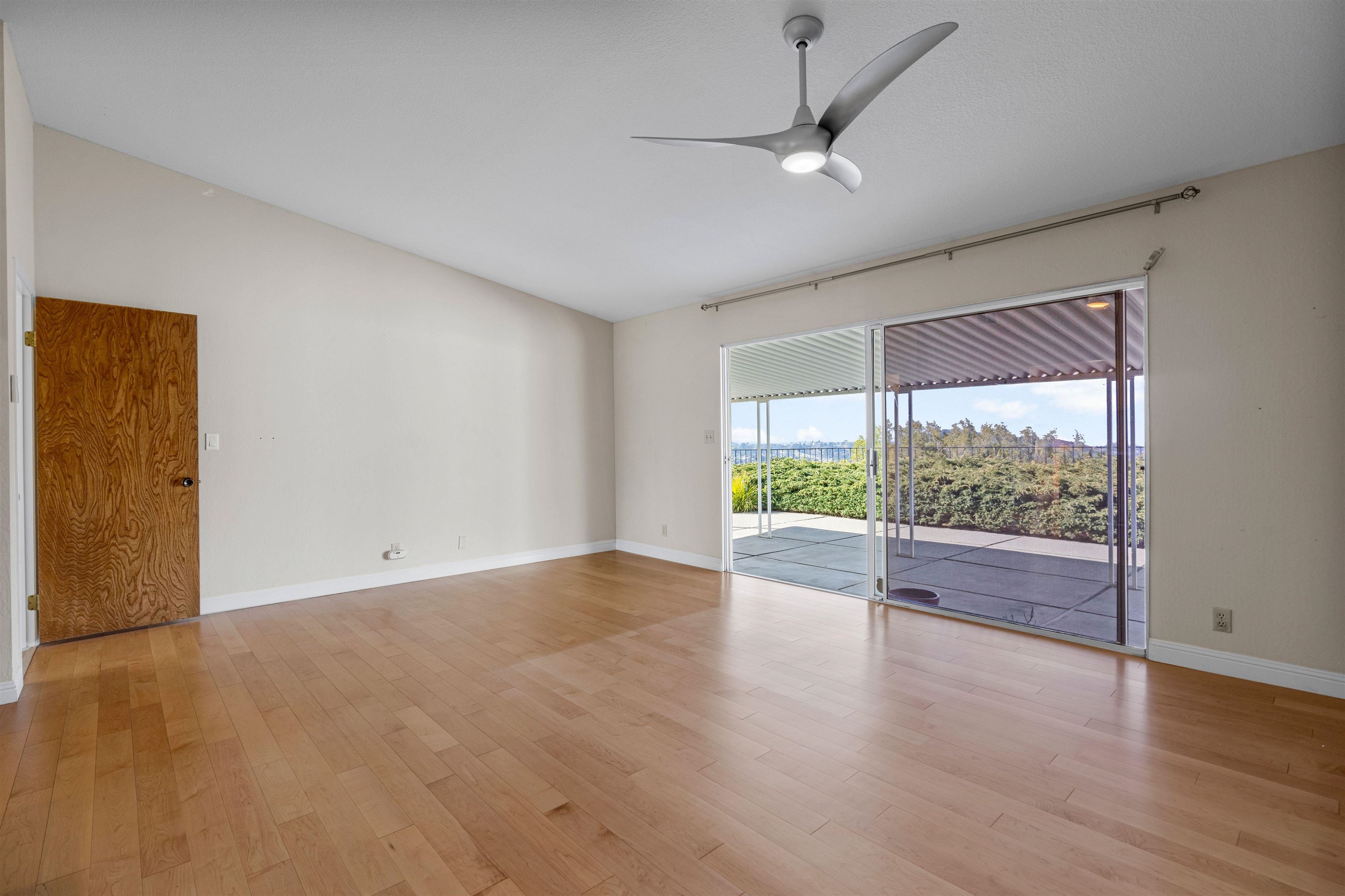 Detail Gallery Image 15 of 60 For 2662 Carmelita Way, Pinole,  CA 94564 - 3 Beds | 2 Baths