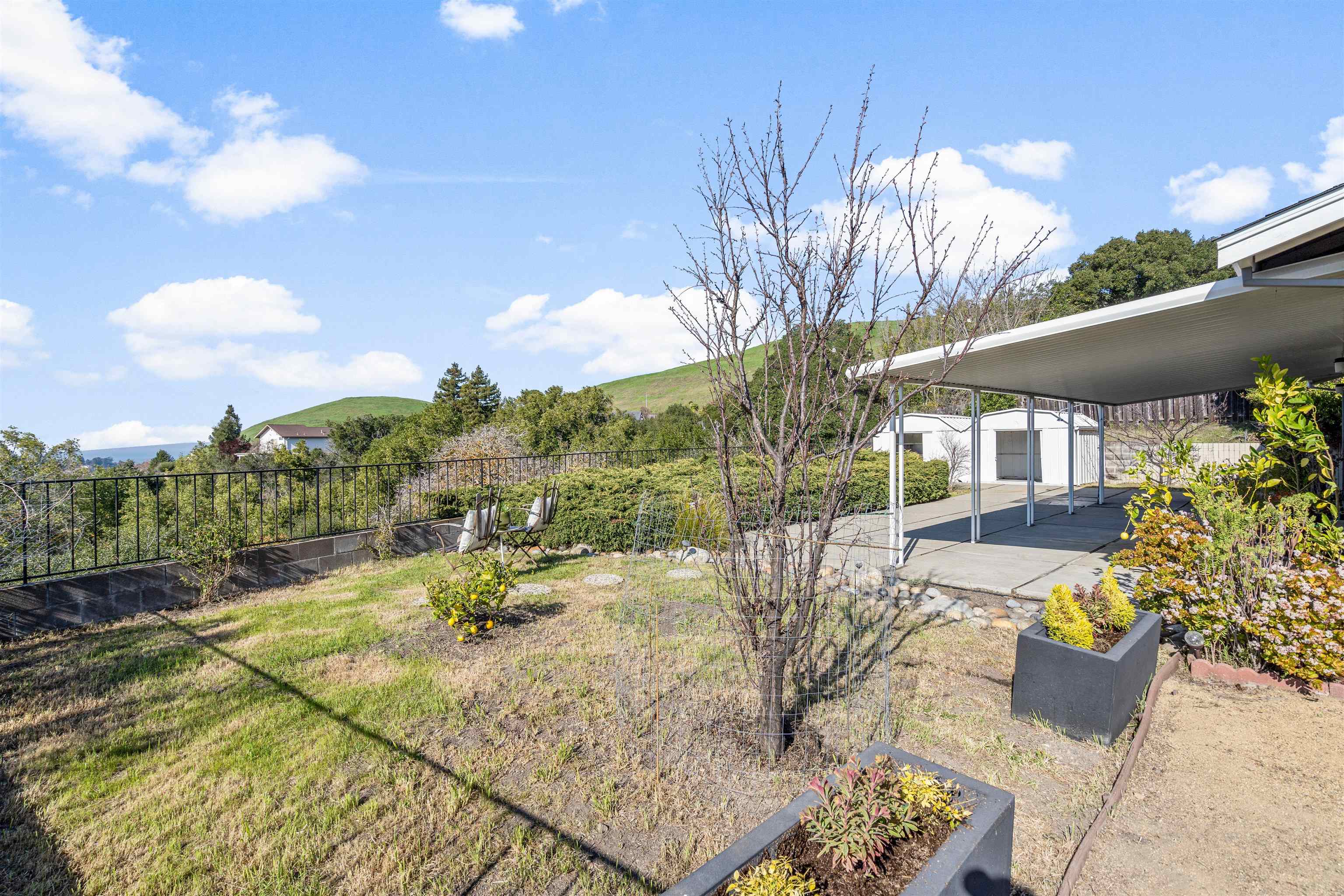 Detail Gallery Image 36 of 60 For 2662 Carmelita Way, Pinole,  CA 94564 - 3 Beds | 2 Baths