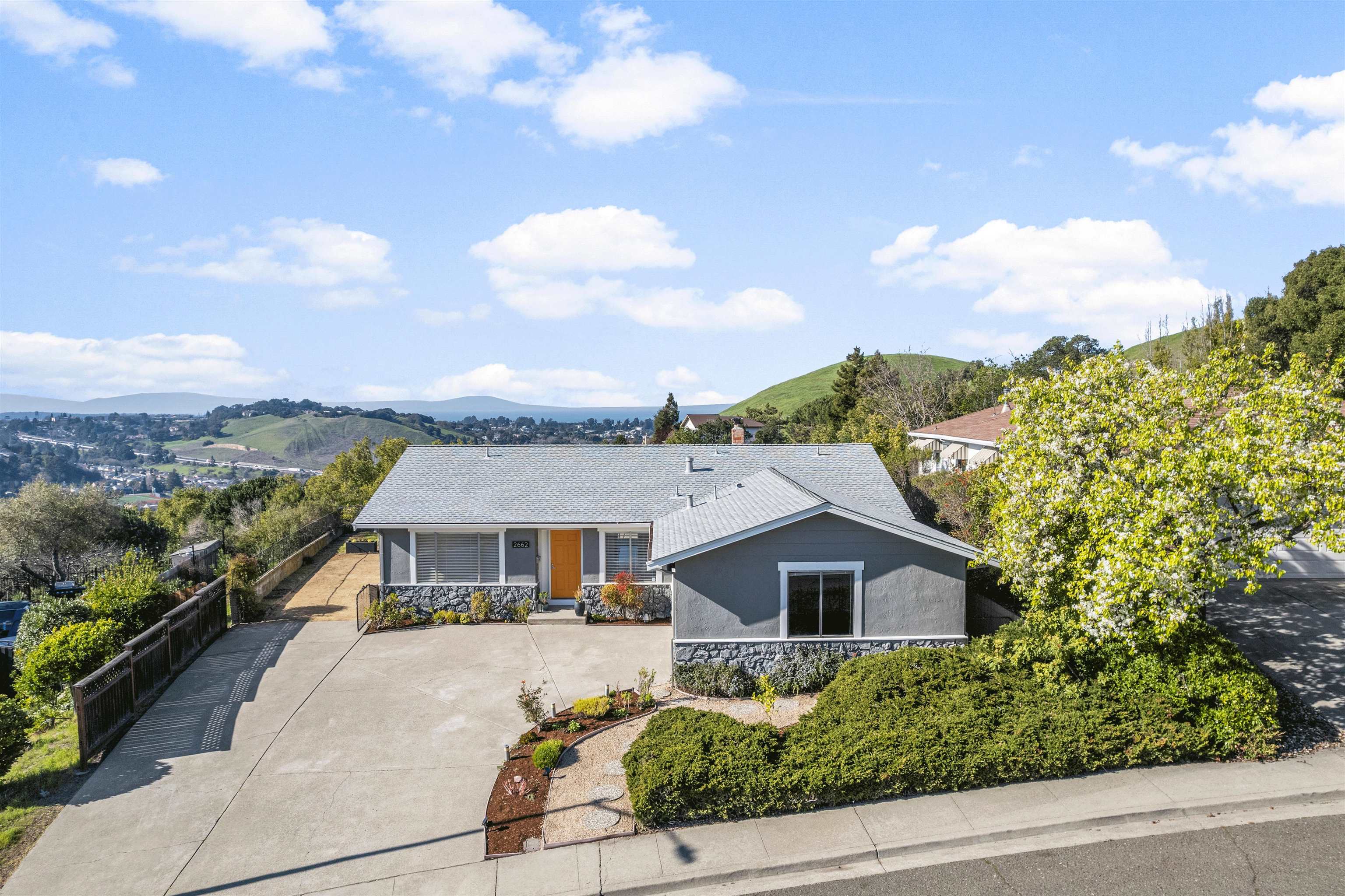 Detail Gallery Image 42 of 60 For 2662 Carmelita Way, Pinole,  CA 94564 - 3 Beds | 2 Baths