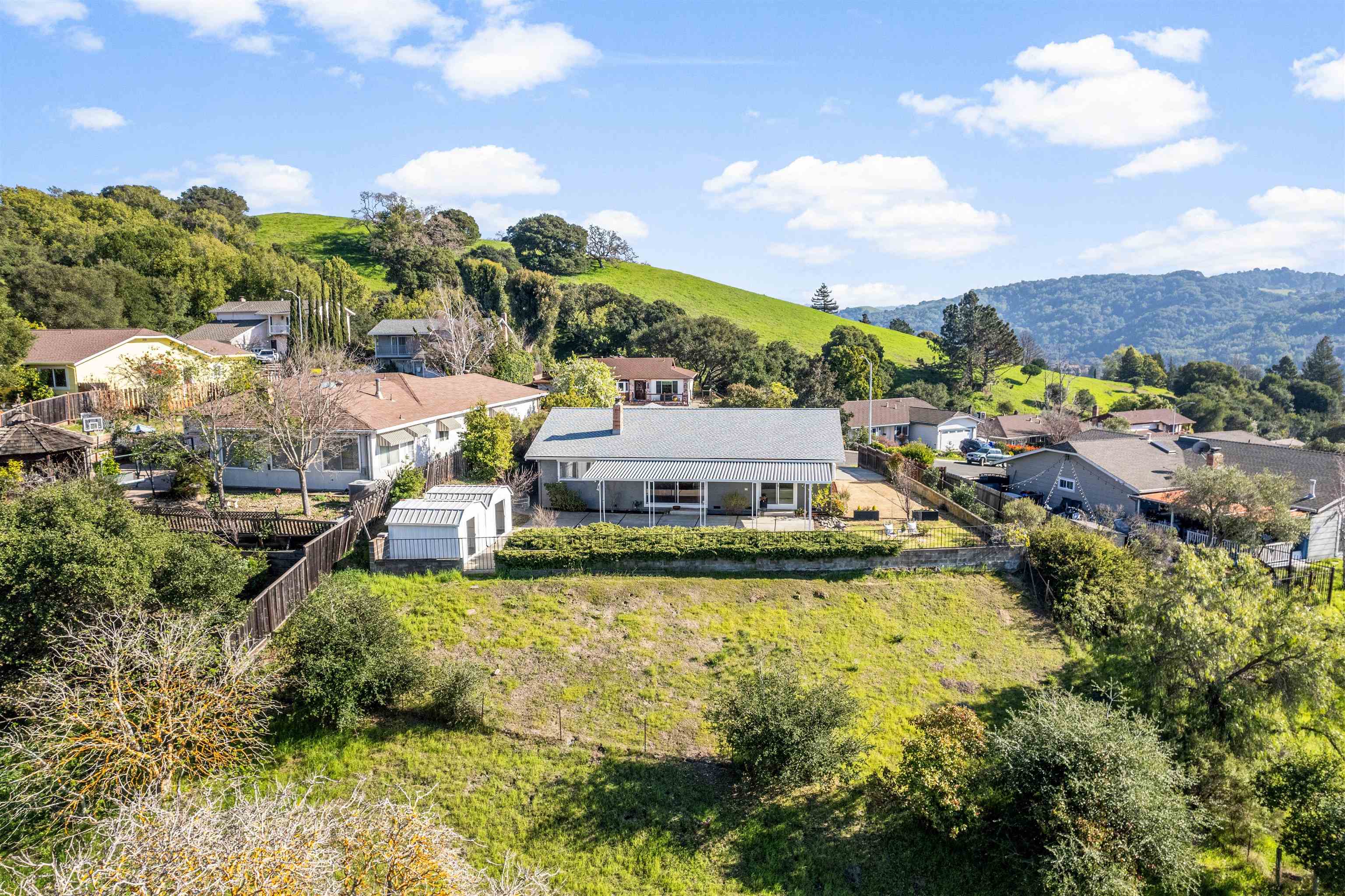 Detail Gallery Image 47 of 60 For 2662 Carmelita Way, Pinole,  CA 94564 - 3 Beds | 2 Baths