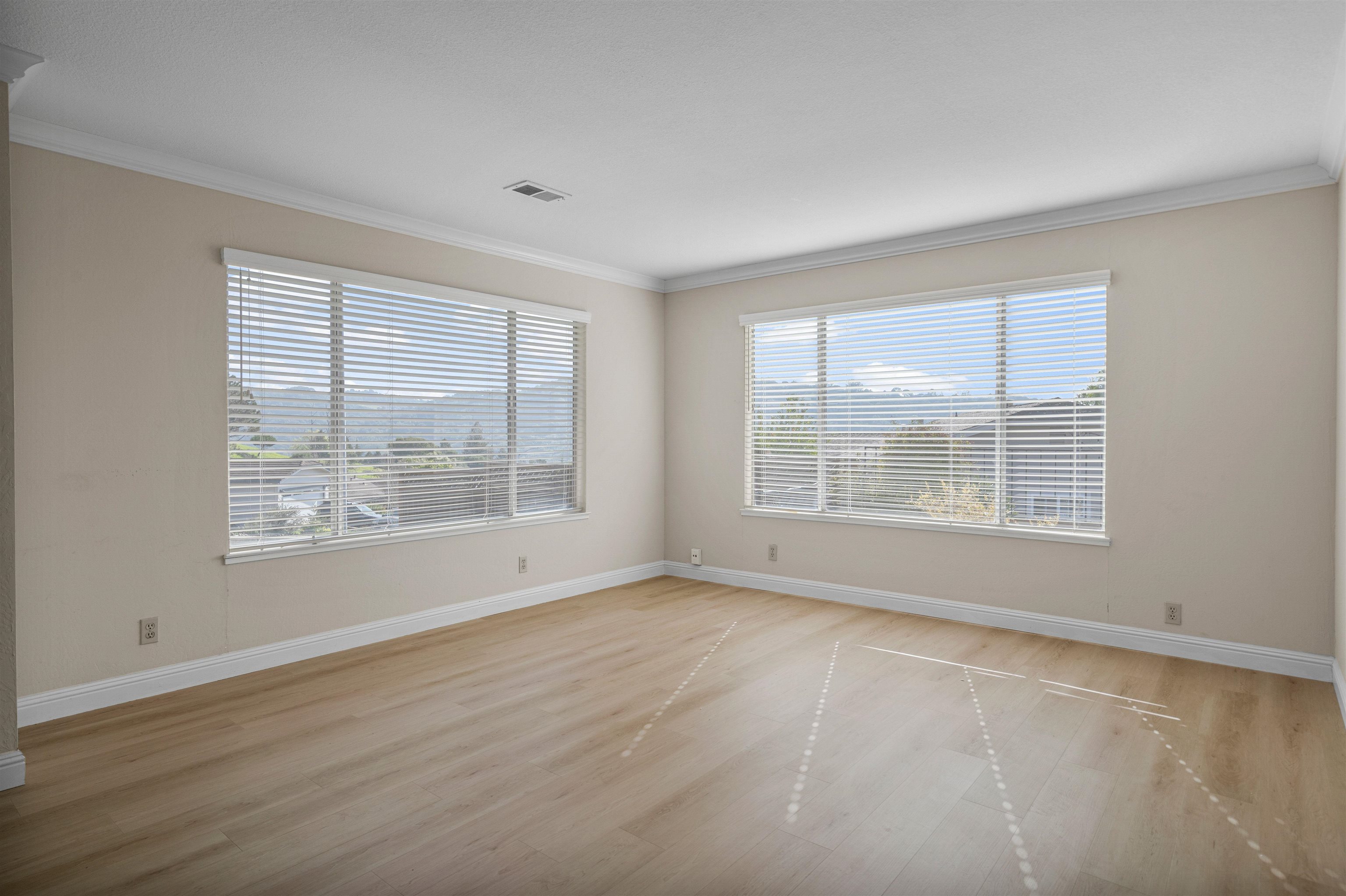 Detail Gallery Image 8 of 60 For 2662 Carmelita Way, Pinole,  CA 94564 - 3 Beds | 2 Baths