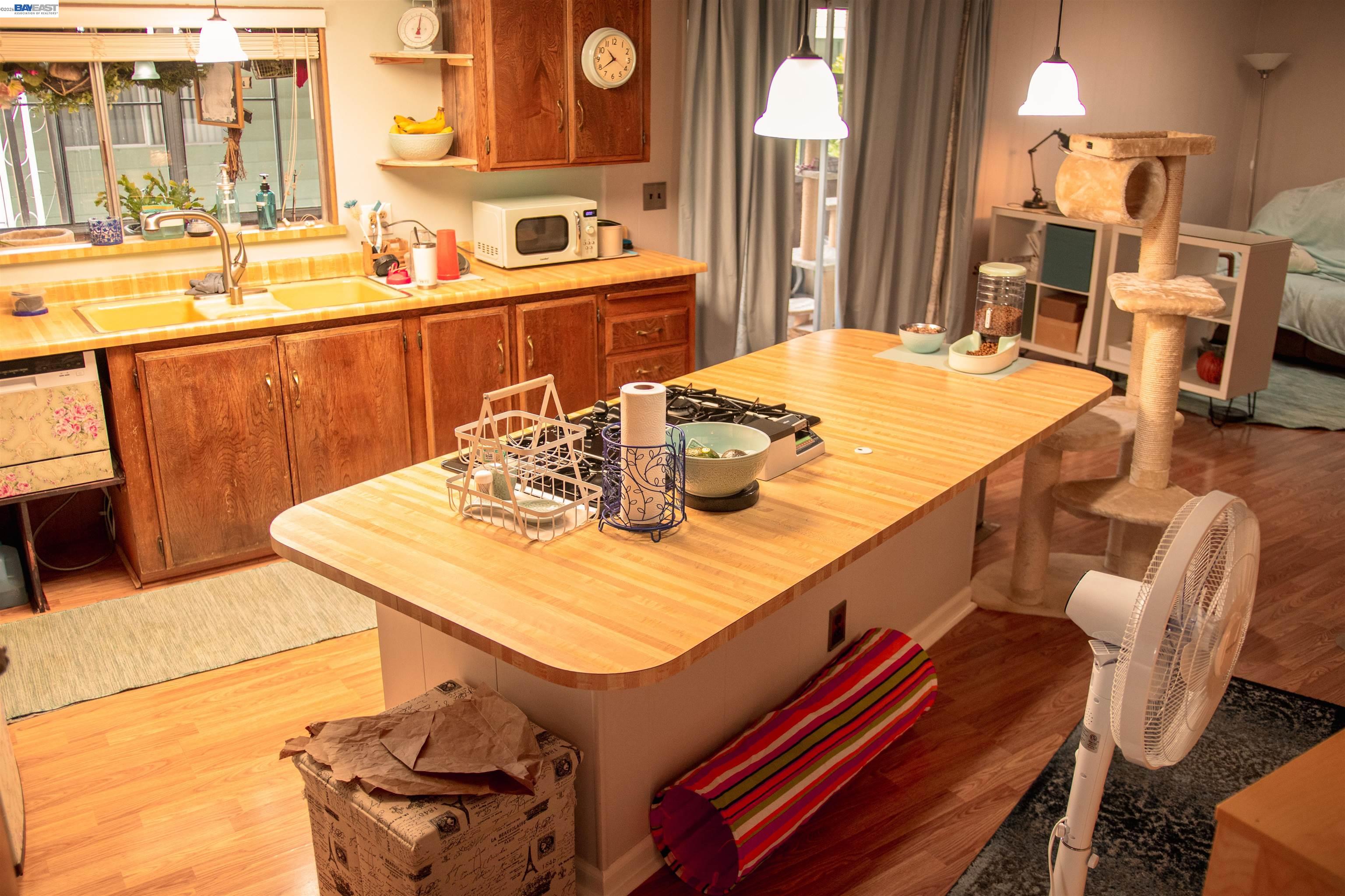 Detail Gallery Image 10 of 33 For 1050 Borregas Ave #80,  Sunnyvale,  CA 94089 - 2 Beds | 2 Baths