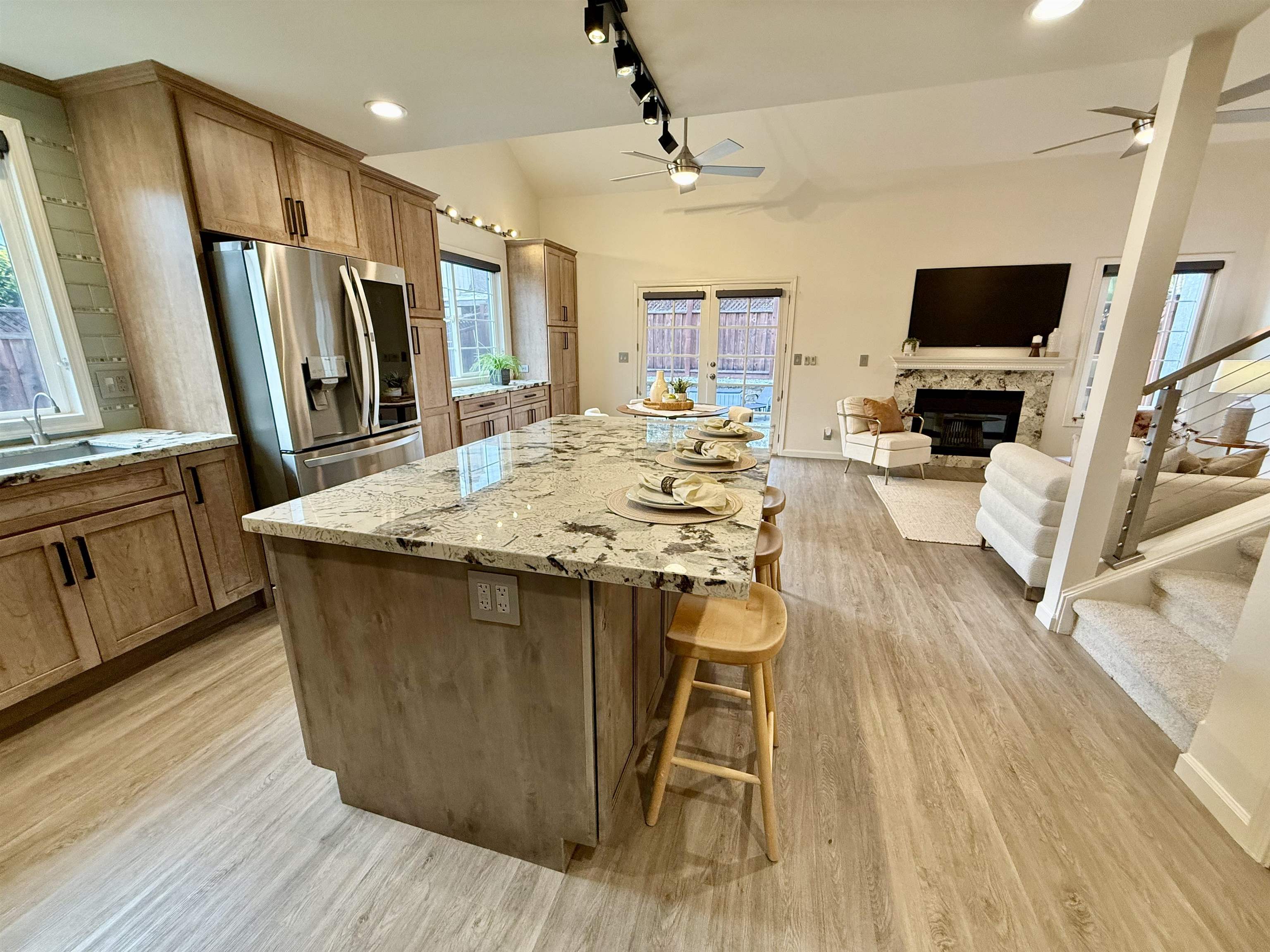 Detail Gallery Image 4 of 47 For 5365 Windflower Dr, Livermore,  CA 94551 - 2 Beds | 2 Baths