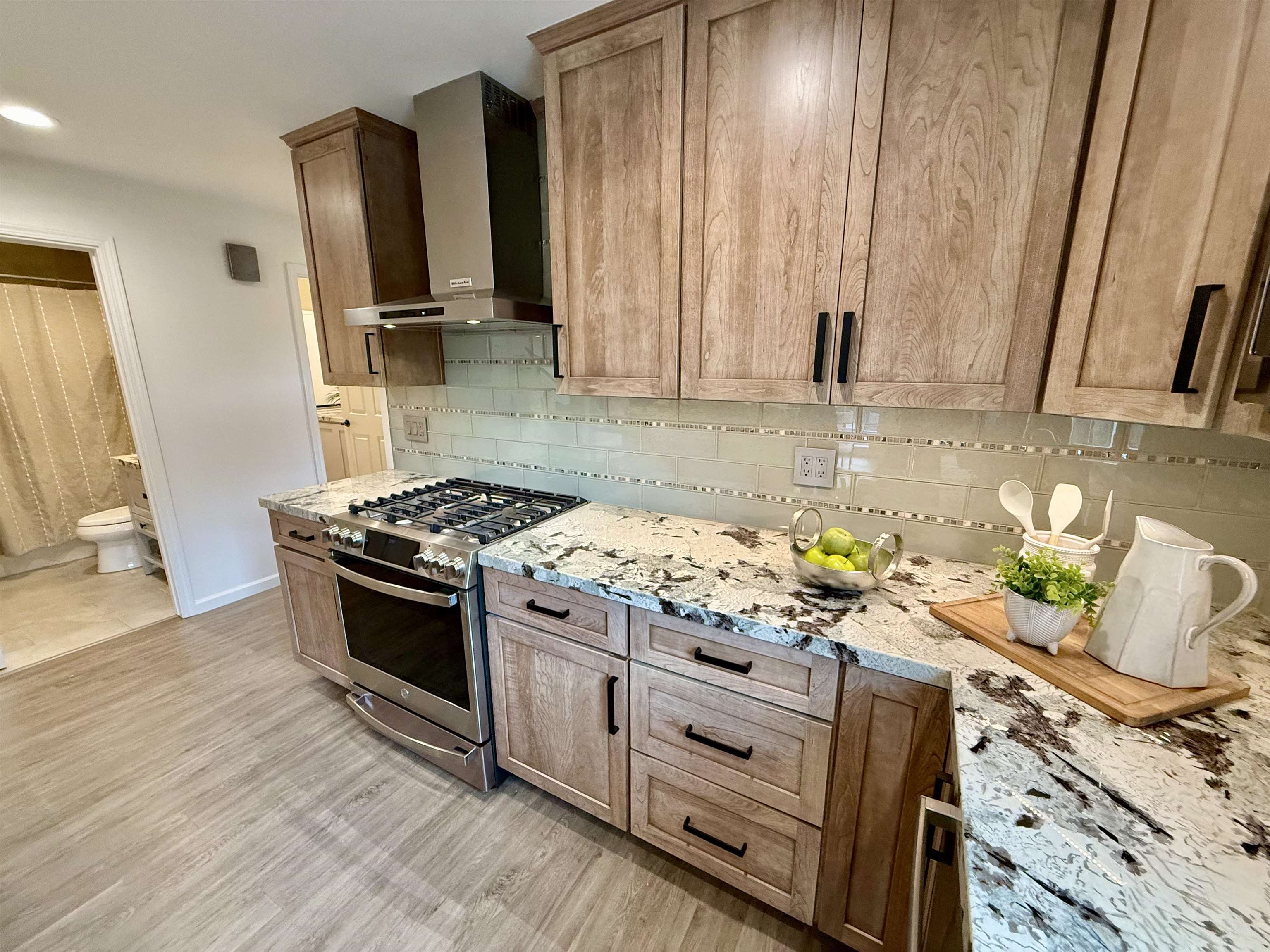 Detail Gallery Image 6 of 47 For 5365 Windflower Dr, Livermore,  CA 94551 - 2 Beds | 2 Baths