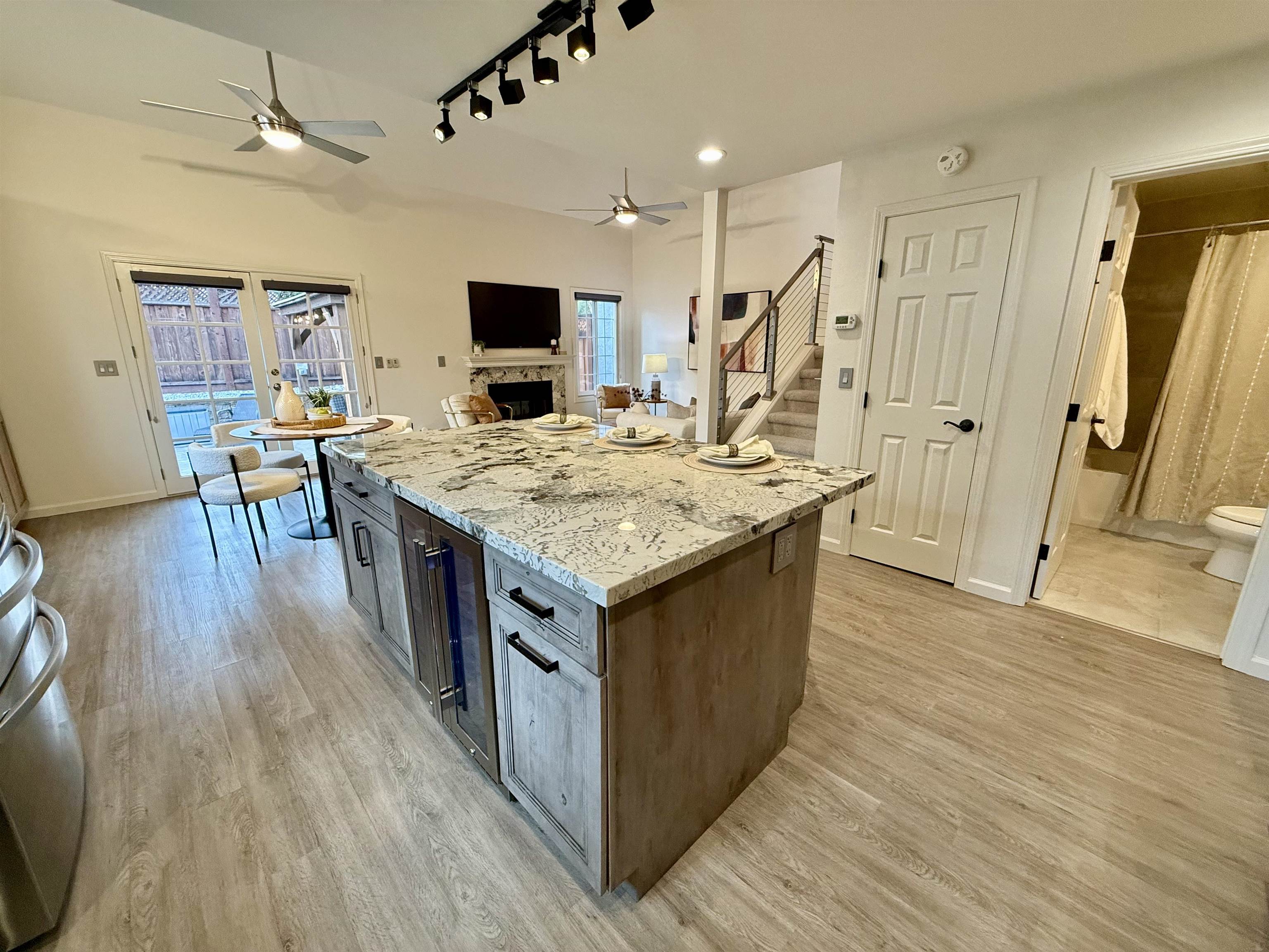 Detail Gallery Image 10 of 47 For 5365 Windflower Dr, Livermore,  CA 94551 - 2 Beds | 2 Baths