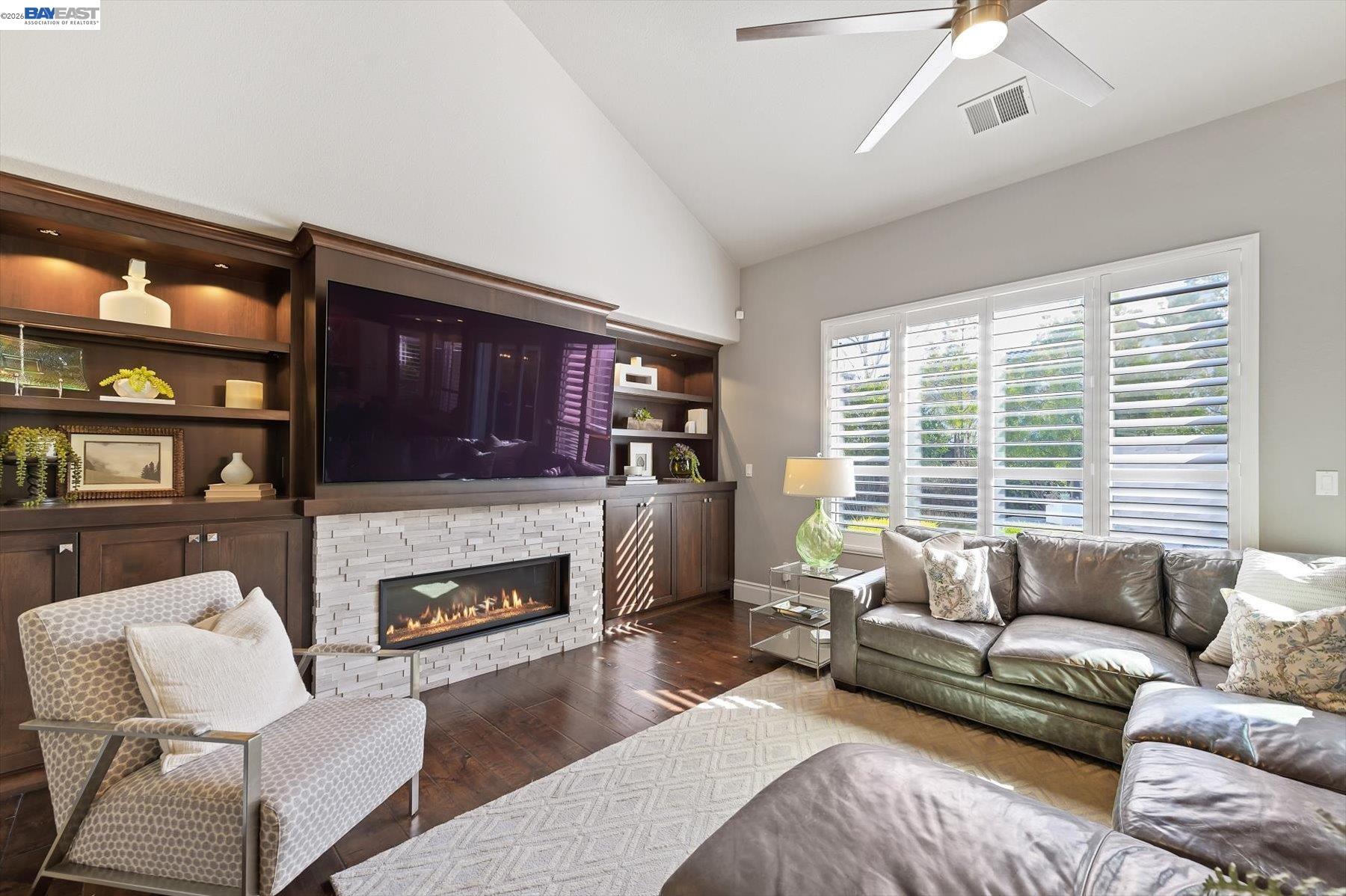 Detail Gallery Image 16 of 60 For 2577 Arlotta Pl, Pleasanton,  CA 94588 - 5 Beds | 3/1 Baths