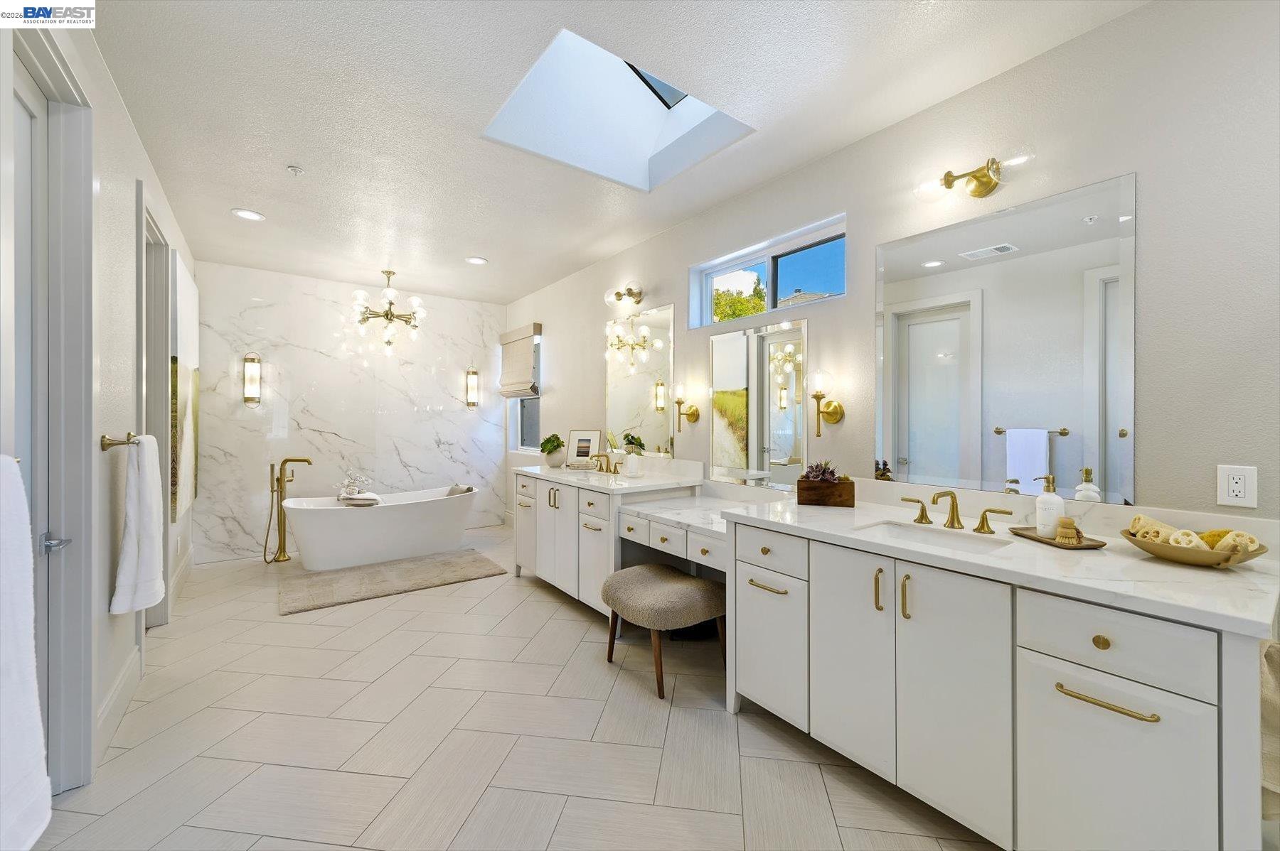 Detail Gallery Image 20 of 60 For 2577 Arlotta Pl, Pleasanton,  CA 94588 - 5 Beds | 3/1 Baths