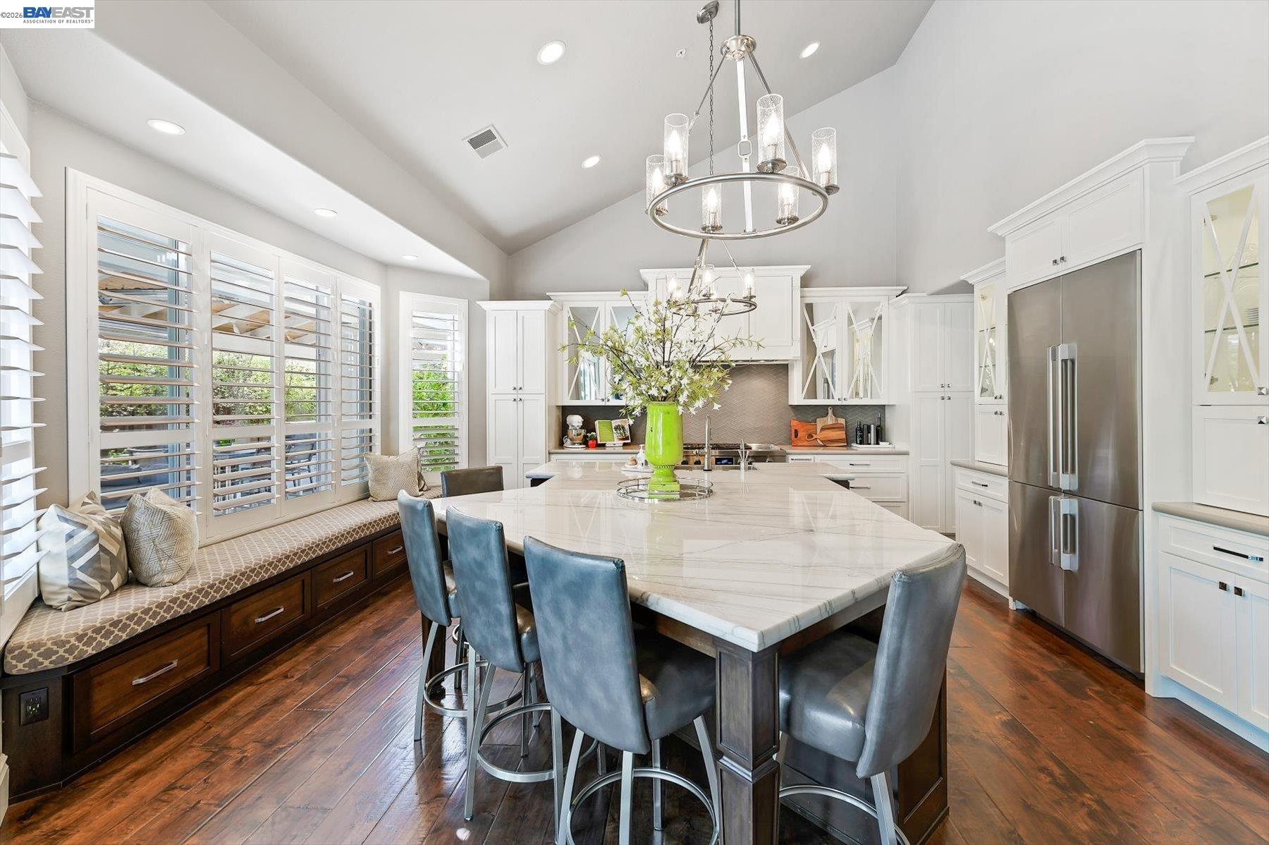 Detail Gallery Image 7 of 60 For 2577 Arlotta Pl, Pleasanton,  CA 94588 - 5 Beds | 3/1 Baths