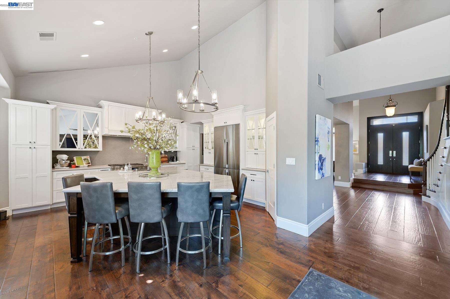 Detail Gallery Image 8 of 60 For 2577 Arlotta Pl, Pleasanton,  CA 94588 - 5 Beds | 3/1 Baths