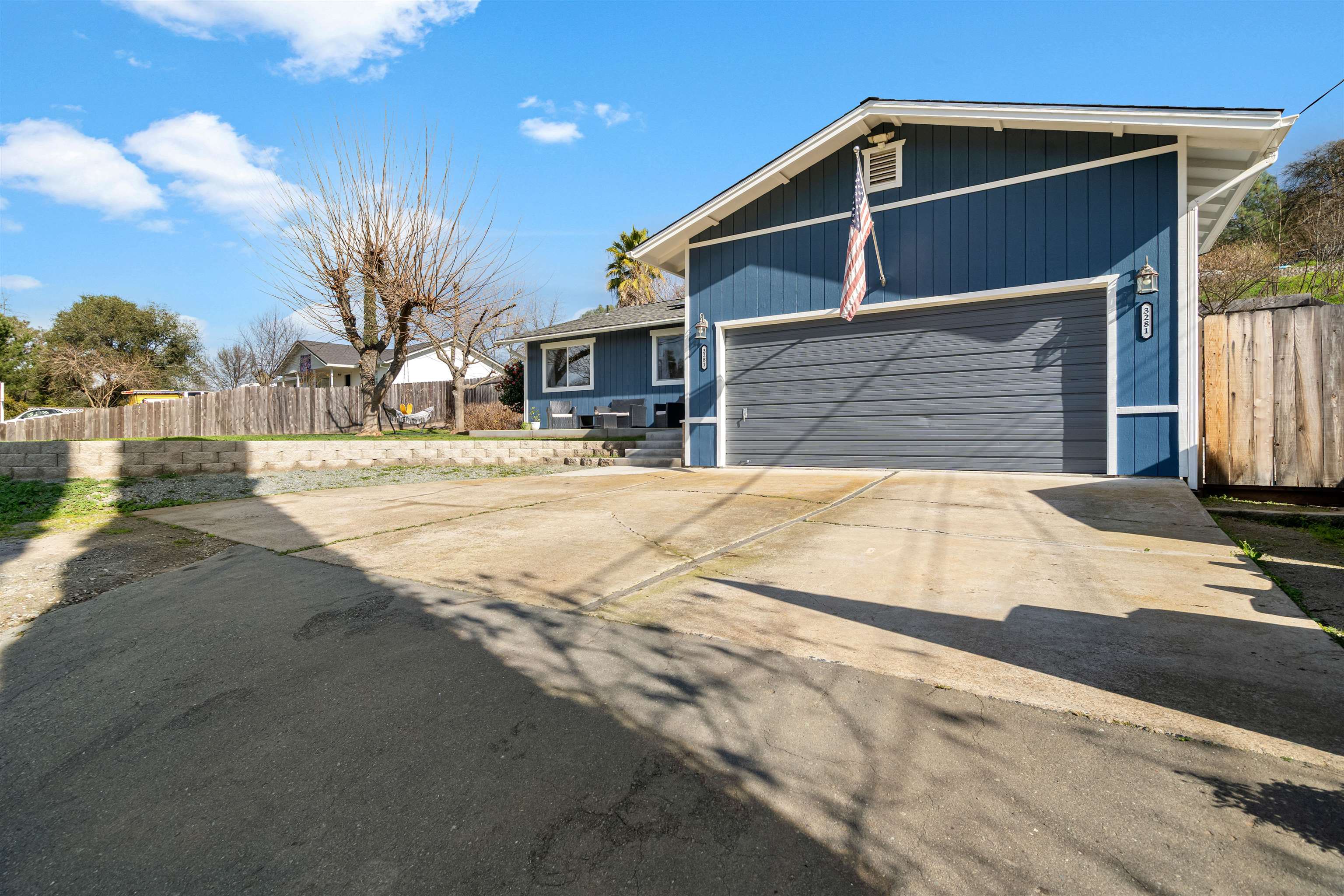 Detail Gallery Image 5 of 59 For 3281 Dunn, Valley Springs,  CA 95252-9284 - 3 Beds | 2 Baths