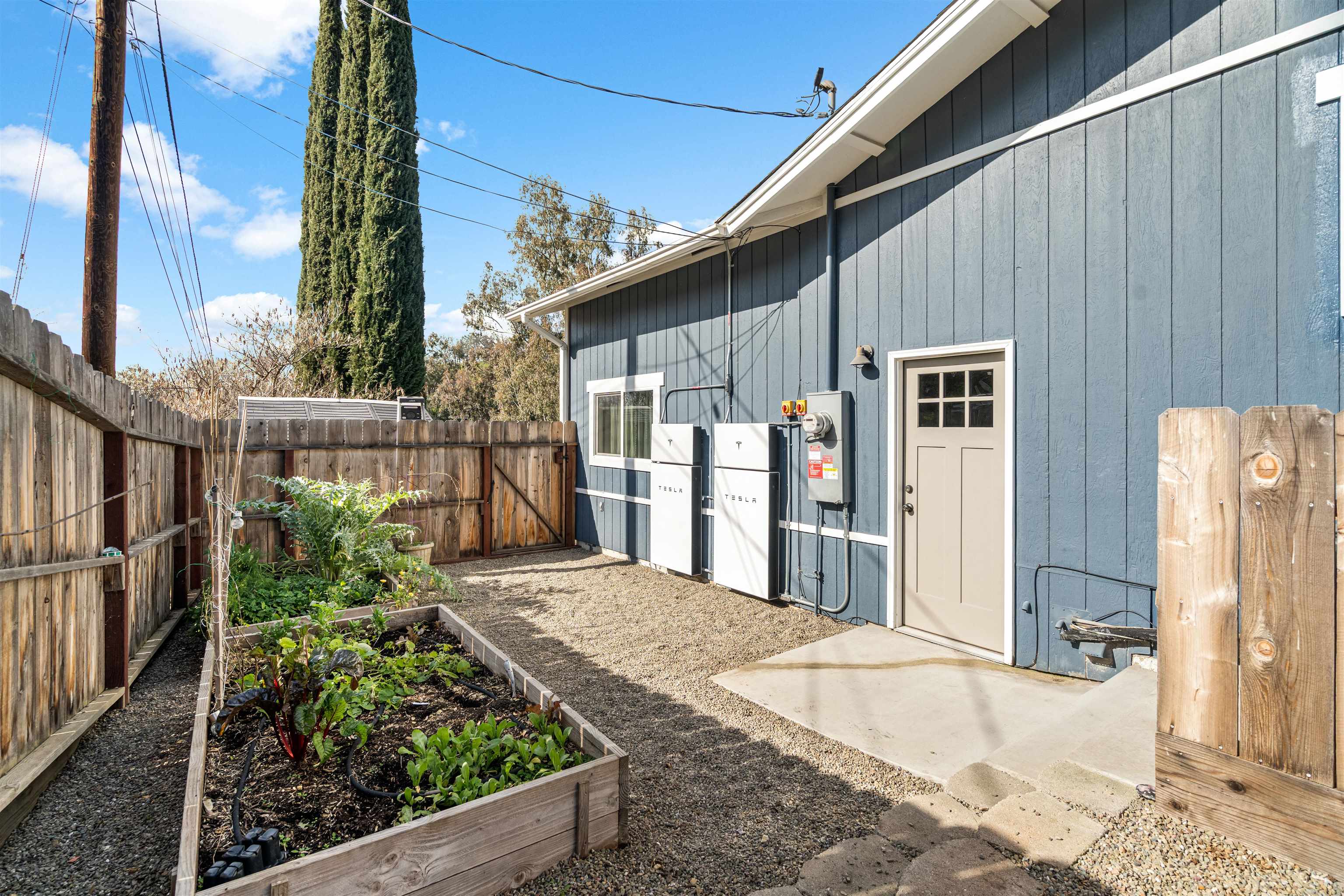 Detail Gallery Image 48 of 59 For 3281 Dunn, Valley Springs,  CA 95252-9284 - 3 Beds | 2 Baths