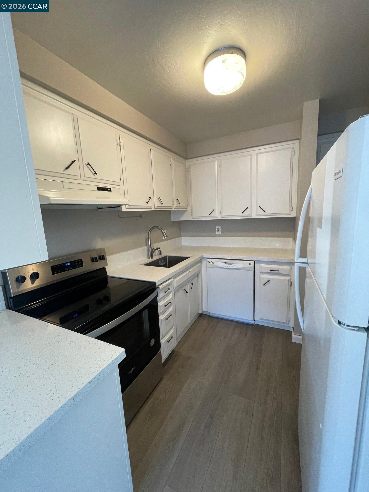 Detail Gallery Image 7 of 15 For 4643 Rishell Ct #1,  Concord,  CA 94521 - 3 Beds | 2 Baths