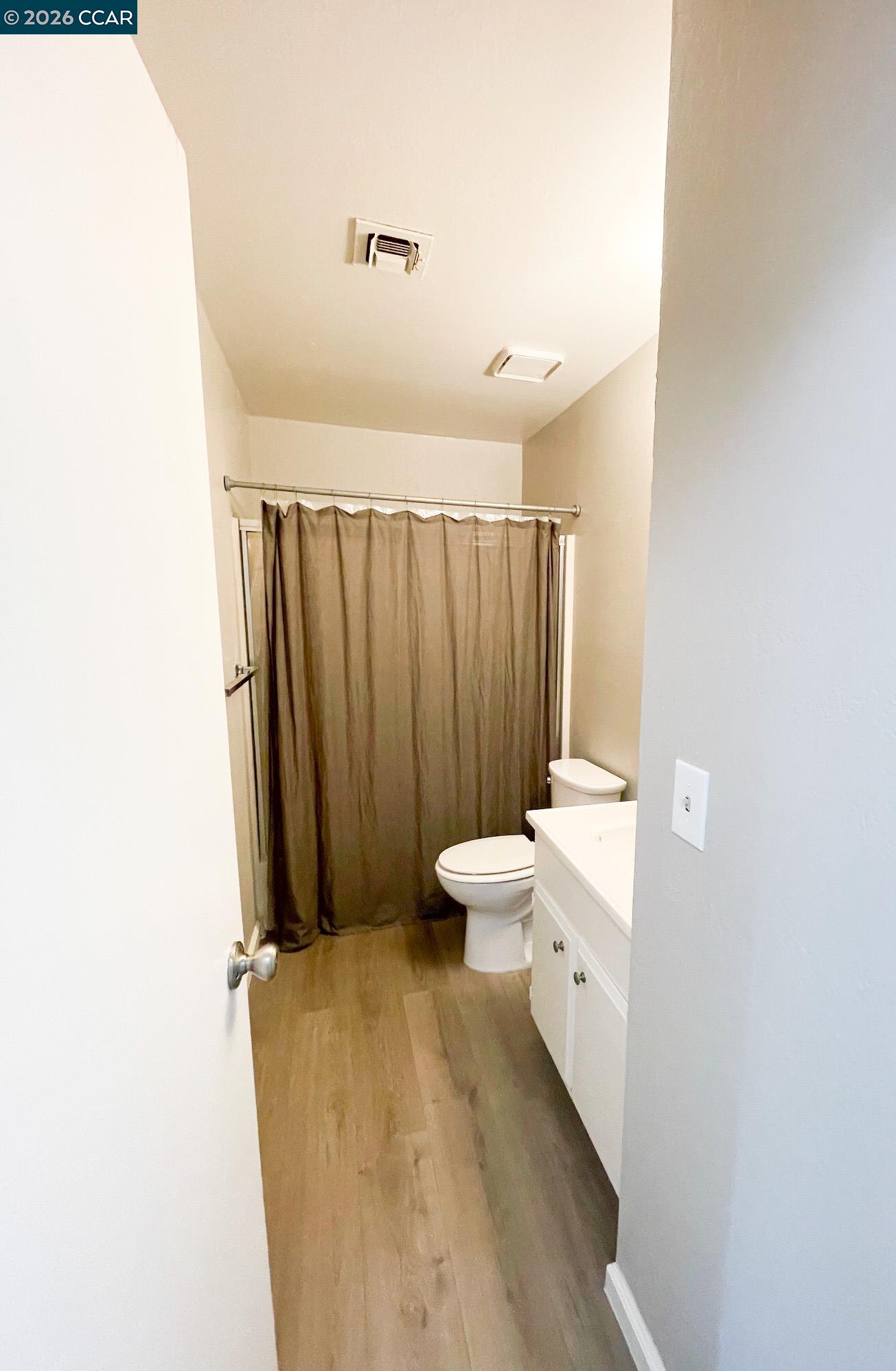 Detail Gallery Image 9 of 15 For 4643 Rishell Ct #1,  Concord,  CA 94521 - 3 Beds | 2 Baths