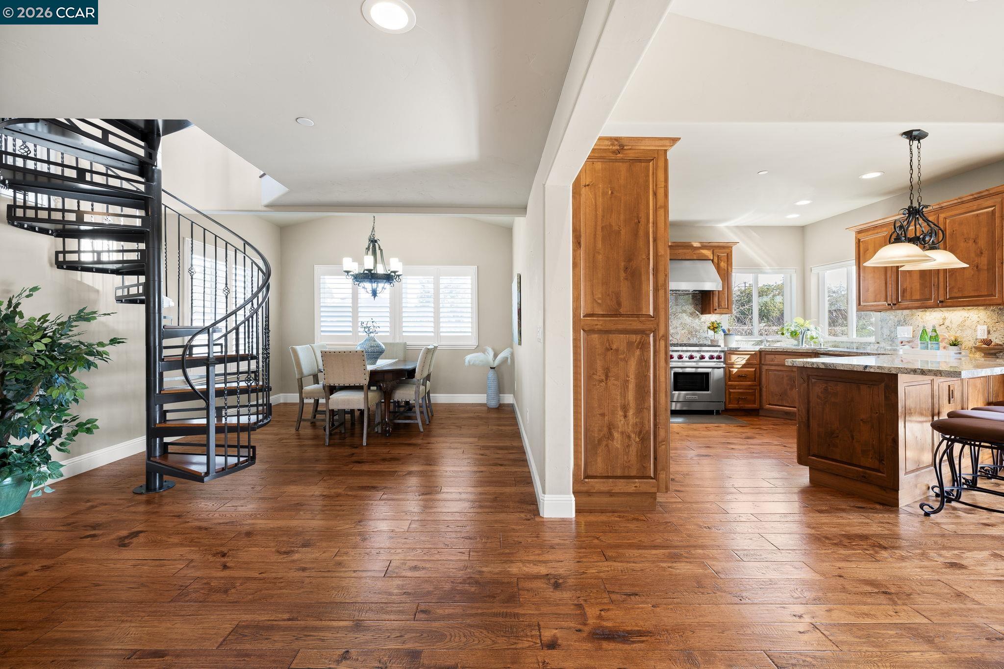 Detail Gallery Image 5 of 33 For 2850 Concord Blvd, Concord,  CA 94519 - – Beds | – Baths