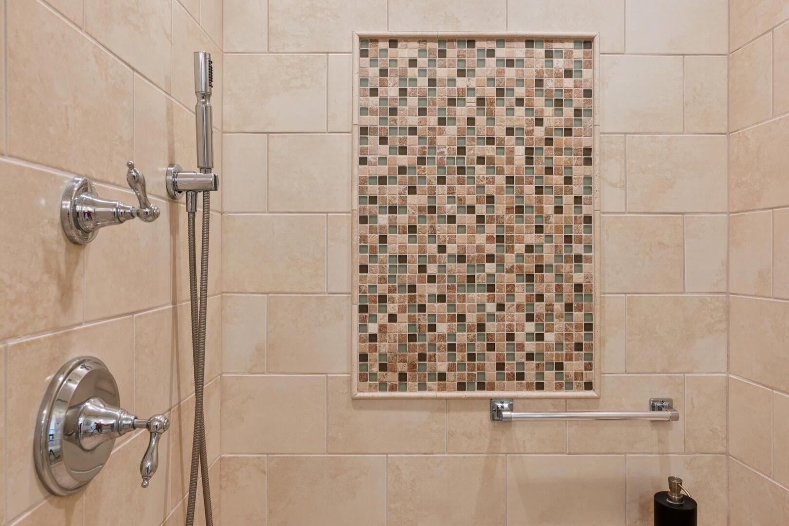 Detail Gallery Image 23 of 44 For 845 Woodland Ave, San Leandro,  CA 94577 - 4 Beds | 3 Baths