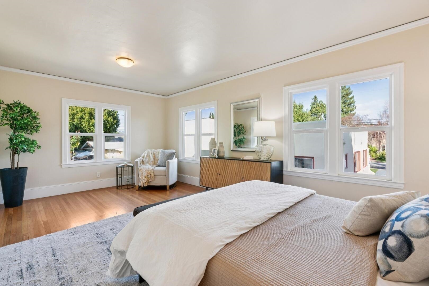 Detail Gallery Image 38 of 44 For 845 Woodland Ave, San Leandro,  CA 94577 - 4 Beds | 3 Baths