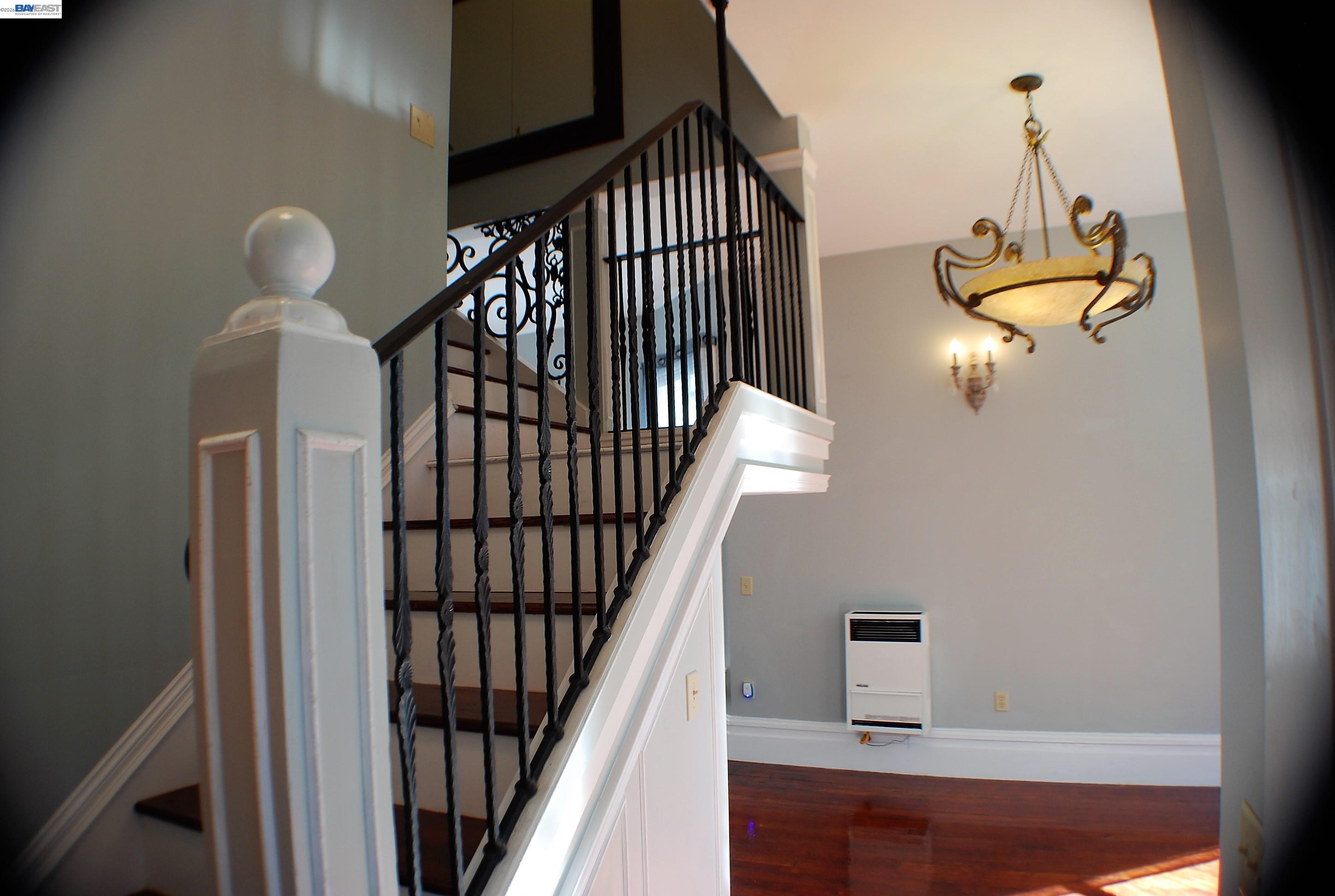 Detail Gallery Image 7 of 9 For 1425 Martin Luther King Jr., Berkeley,  CA 94709 - – Beds | – Baths