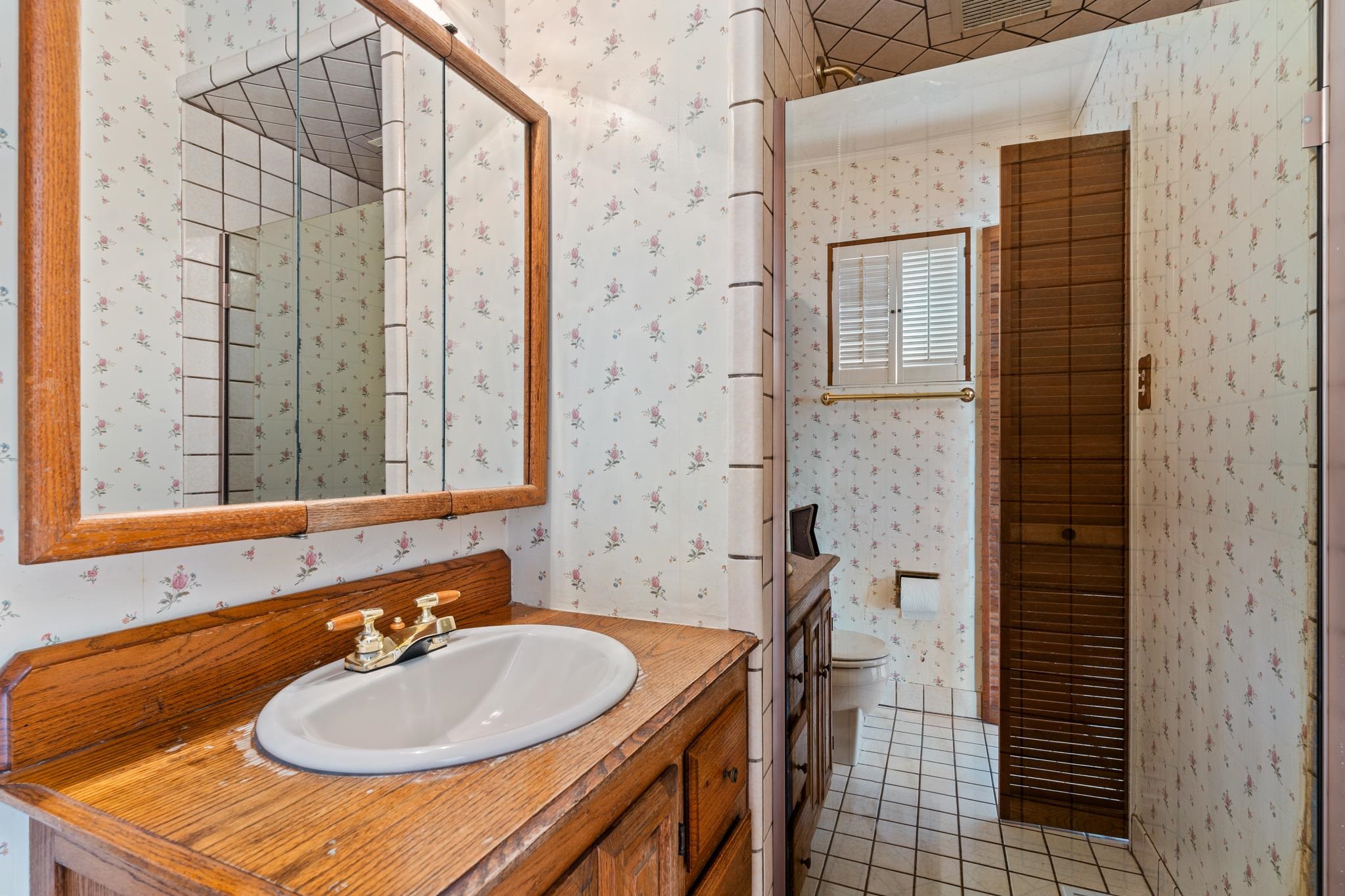 Detail Gallery Image 26 of 50 For 18153 Plymouth Dr, Castro Valley,  CA 94546 - 3 Beds | 2/1 Baths