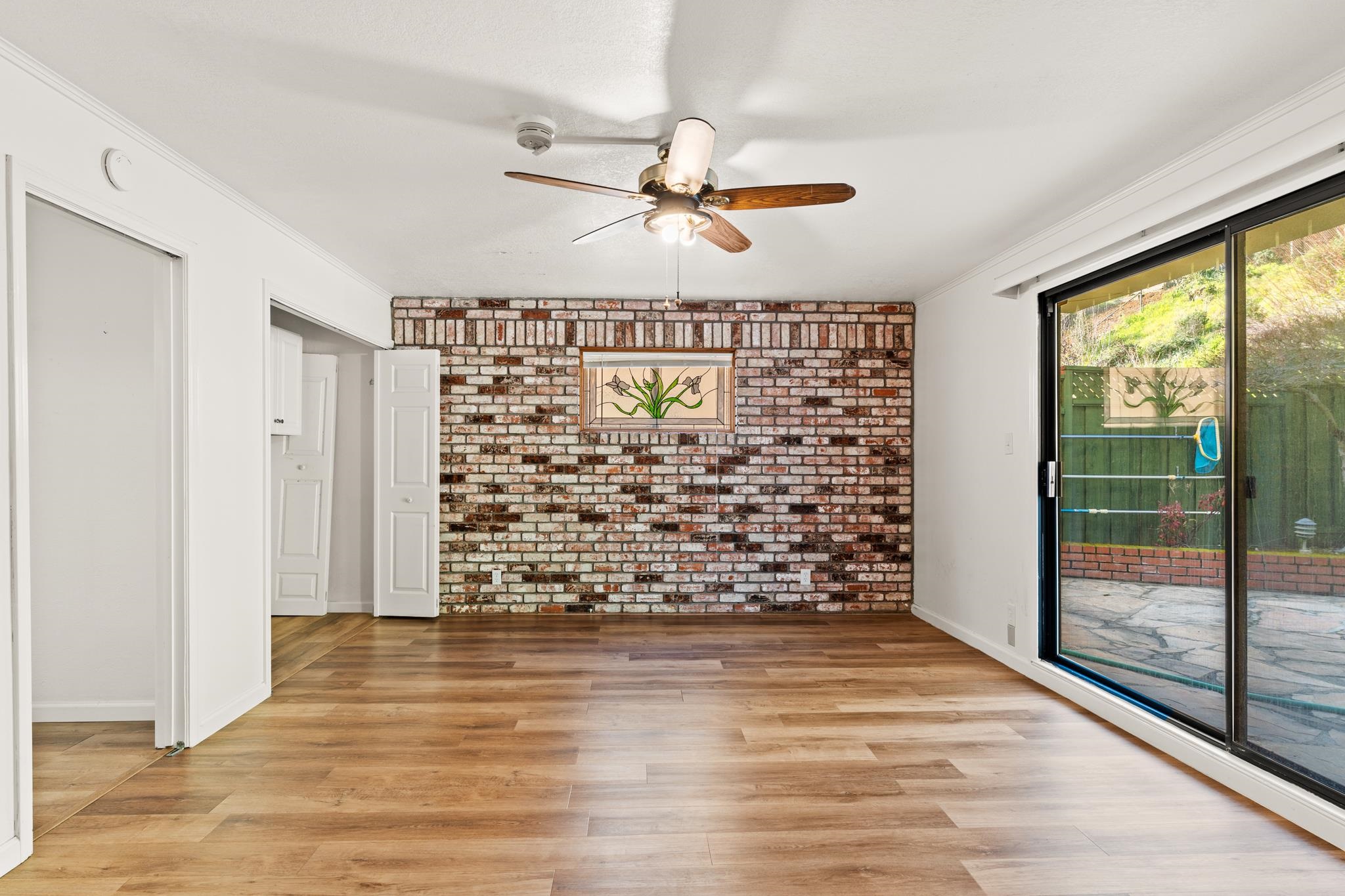 Detail Gallery Image 32 of 50 For 18153 Plymouth Dr, Castro Valley,  CA 94546 - 3 Beds | 2/1 Baths