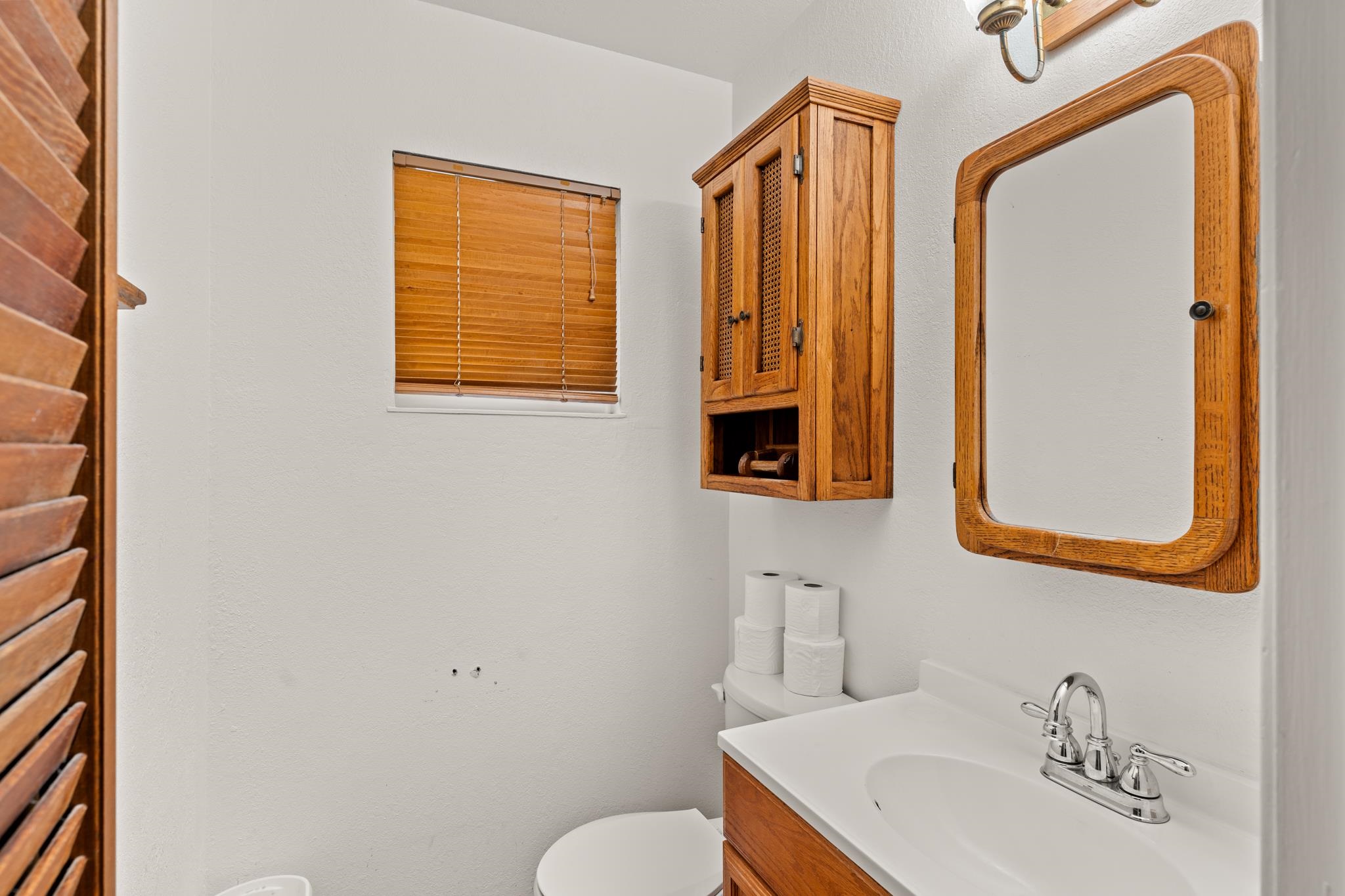 Detail Gallery Image 37 of 50 For 18153 Plymouth Dr, Castro Valley,  CA 94546 - 3 Beds | 2/1 Baths