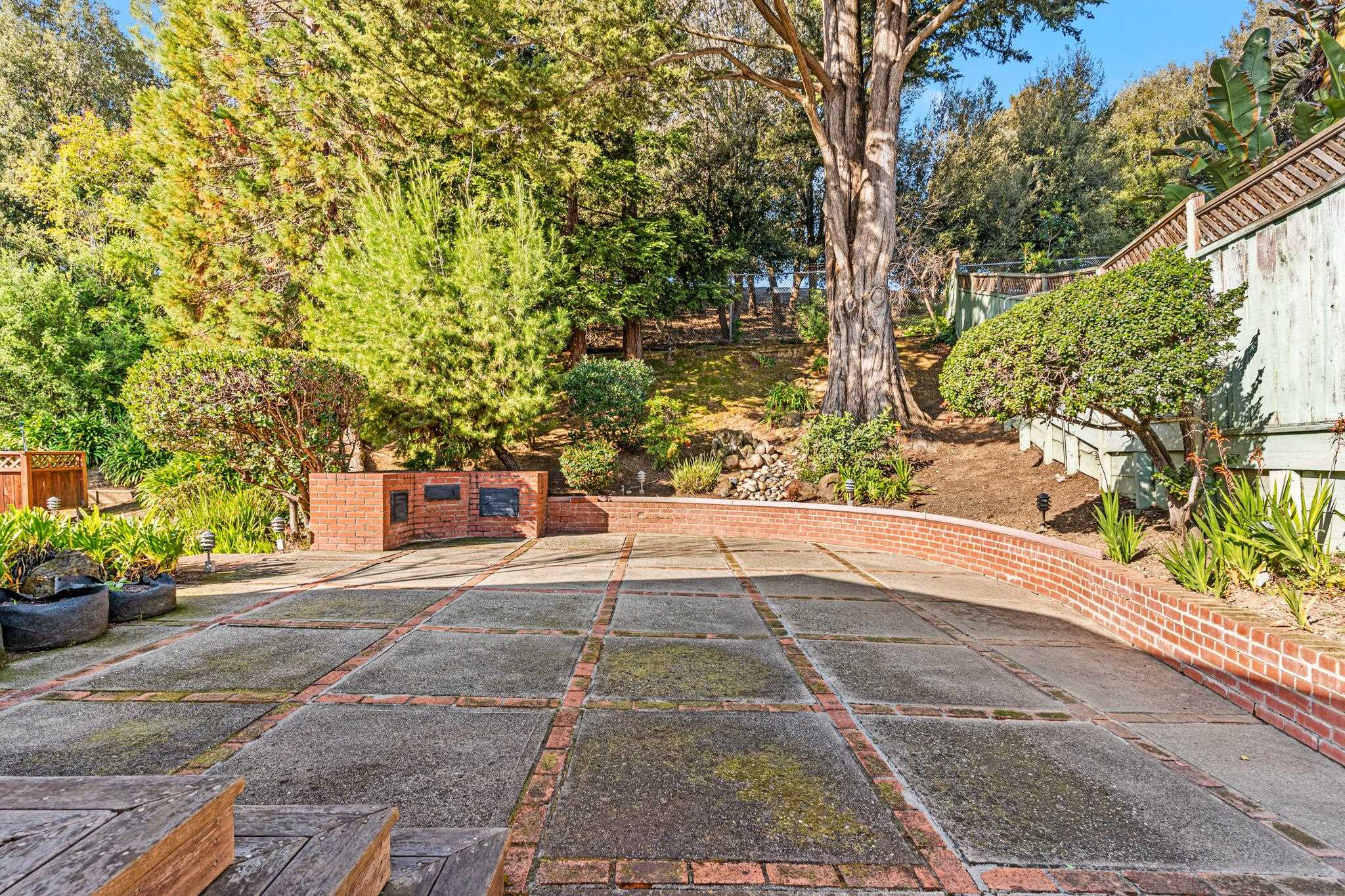 Detail Gallery Image 40 of 50 For 18153 Plymouth Dr, Castro Valley,  CA 94546 - 3 Beds | 2/1 Baths