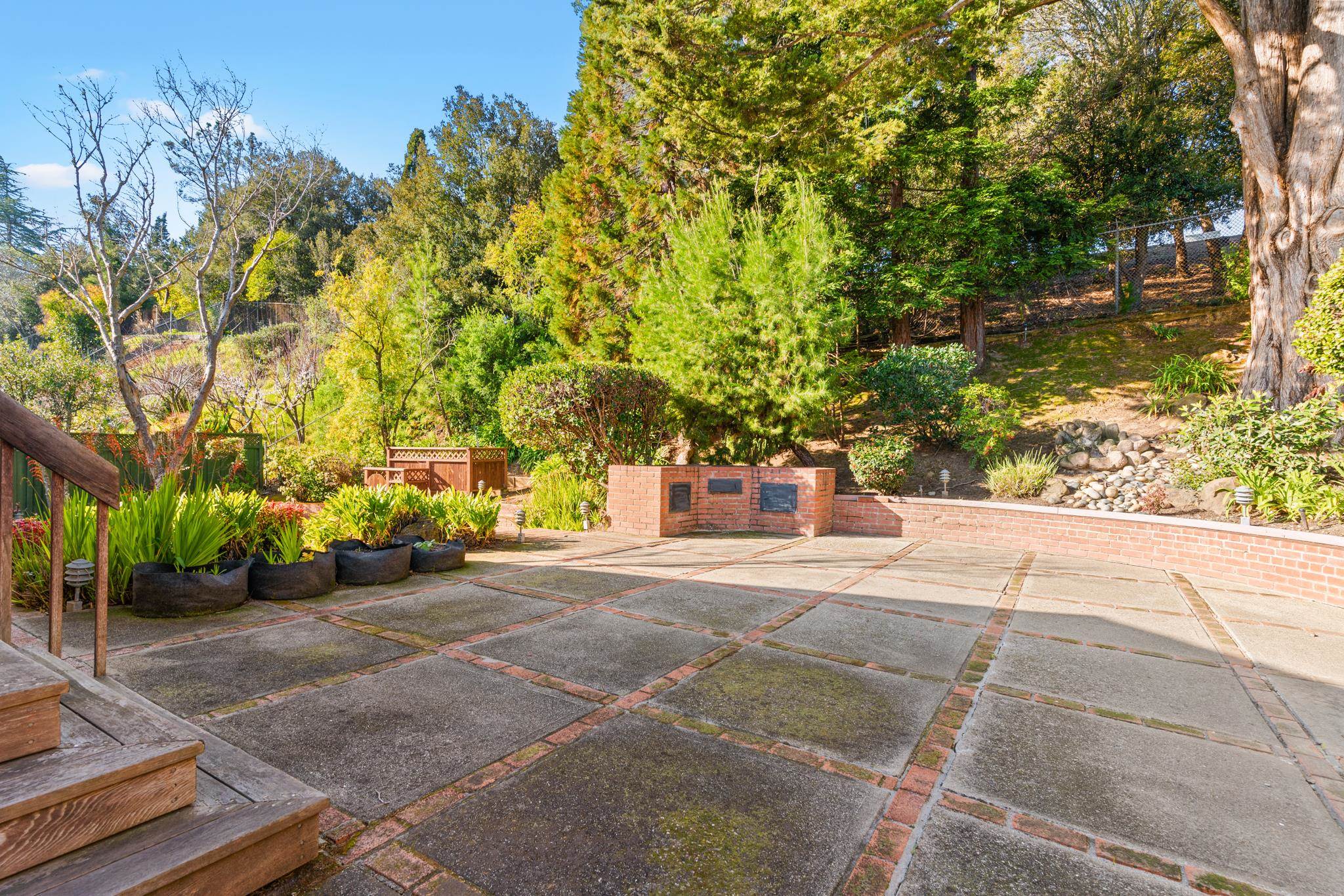 Detail Gallery Image 42 of 50 For 18153 Plymouth Dr, Castro Valley,  CA 94546 - 3 Beds | 2/1 Baths