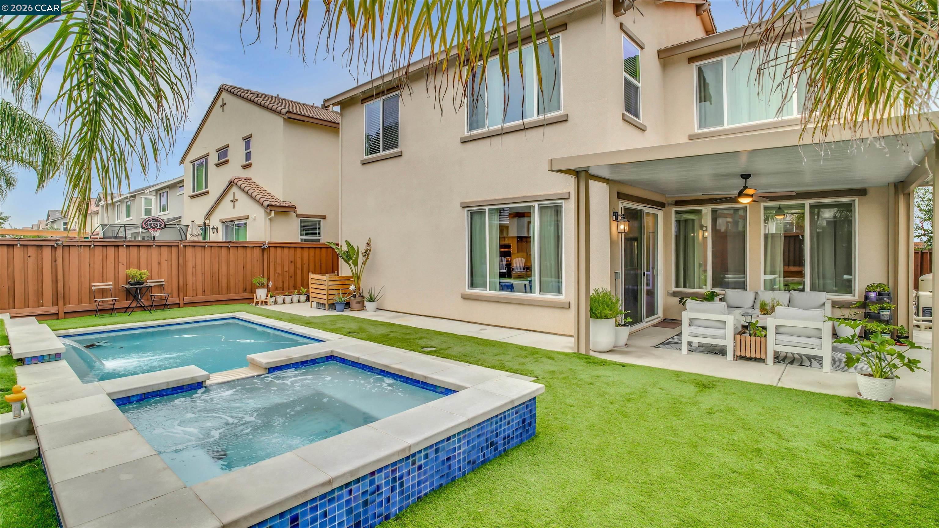 Front Image Thumbnail for CC41123491