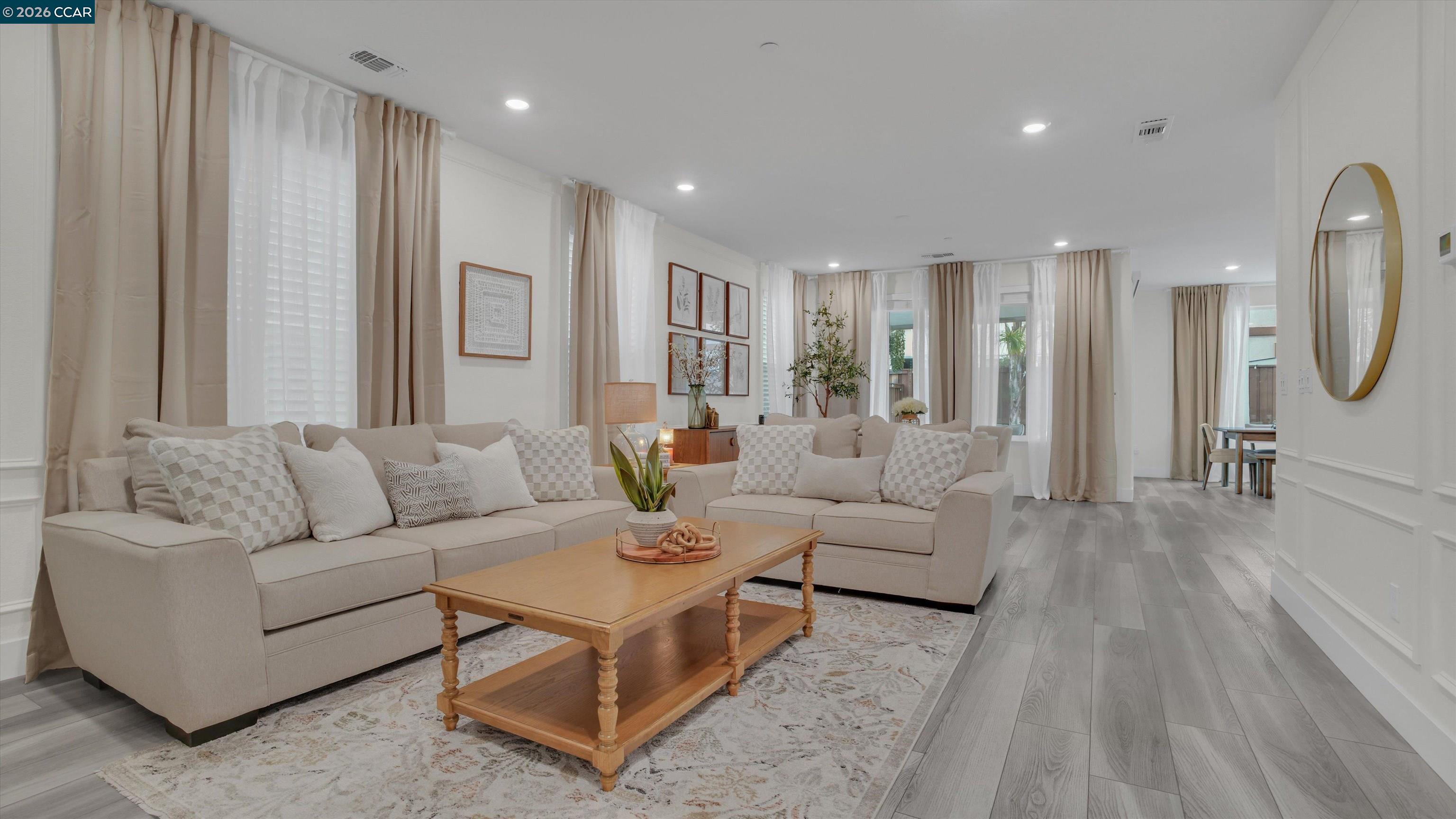 Detail Gallery Image 7 of 46 For 156 Scott Creek Way, Brentwood,  CA 94513 - 4 Beds | 3/1 Baths