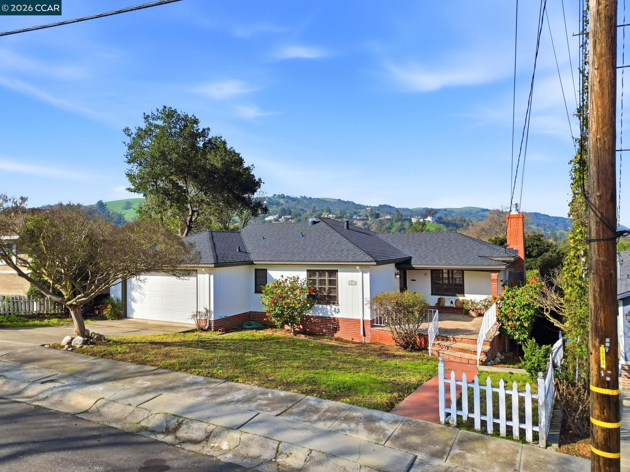 Front Image Thumbnail for CC41123492