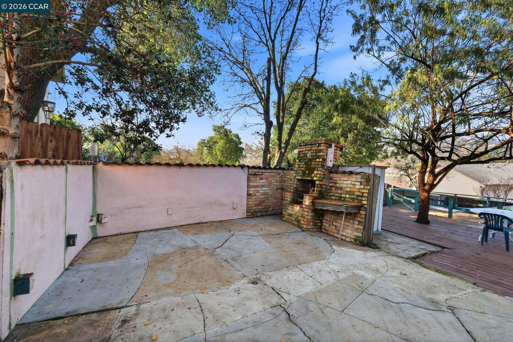 Detail Gallery Image 35 of 43 For 1021 Ulfinian Way, Martinez,  CA 94553 - 3 Beds | 2 Baths