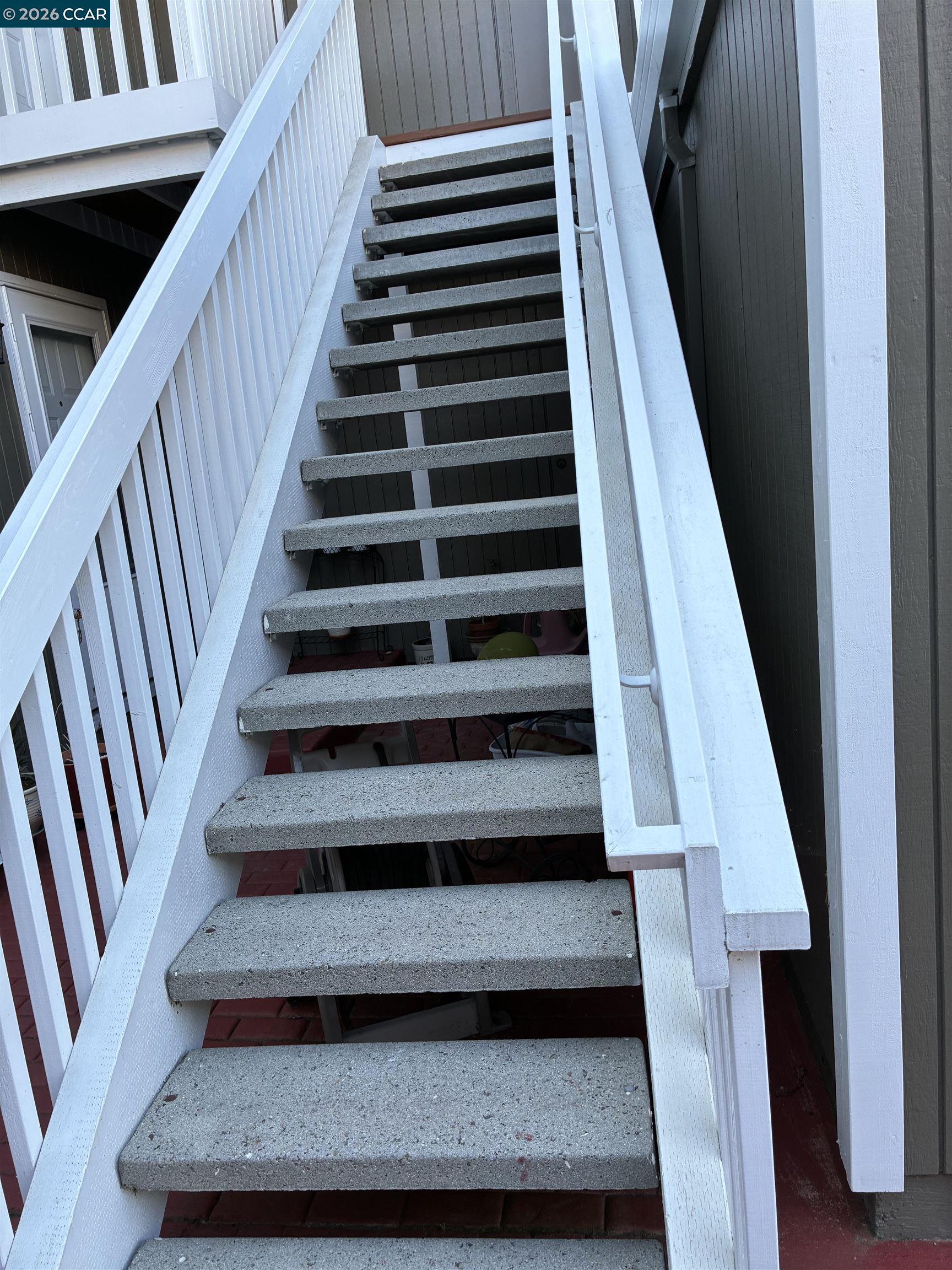 Detail Gallery Image 4 of 33 For 565 Lori Dr # 58,  Benicia,  CA 94510 - 2 Beds | 2 Baths