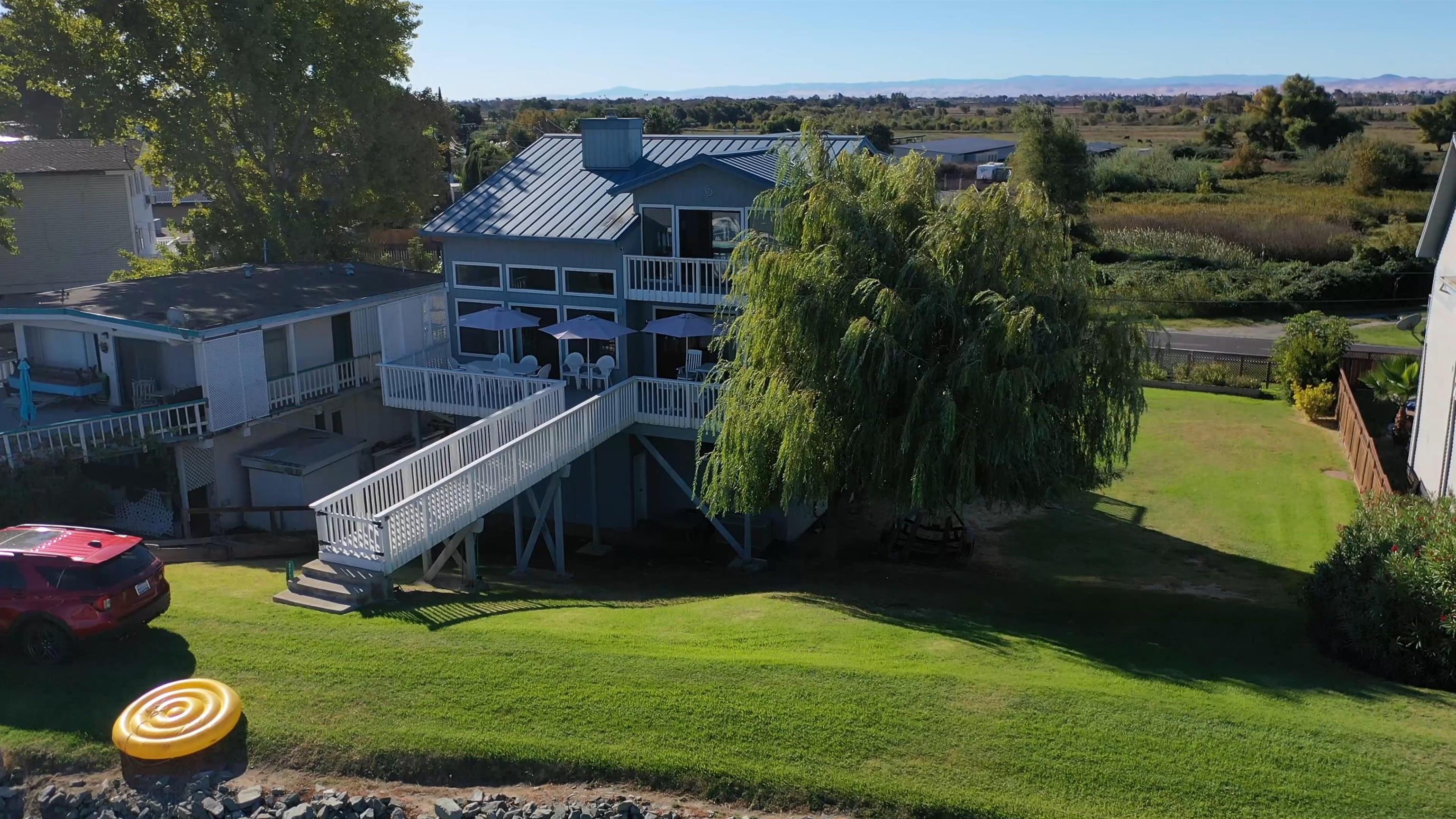 Detail Gallery Image 11 of 32 For 3777 Willow Rd, Bethel Island,  CA 94511 - 4 Beds | 2/1 Baths