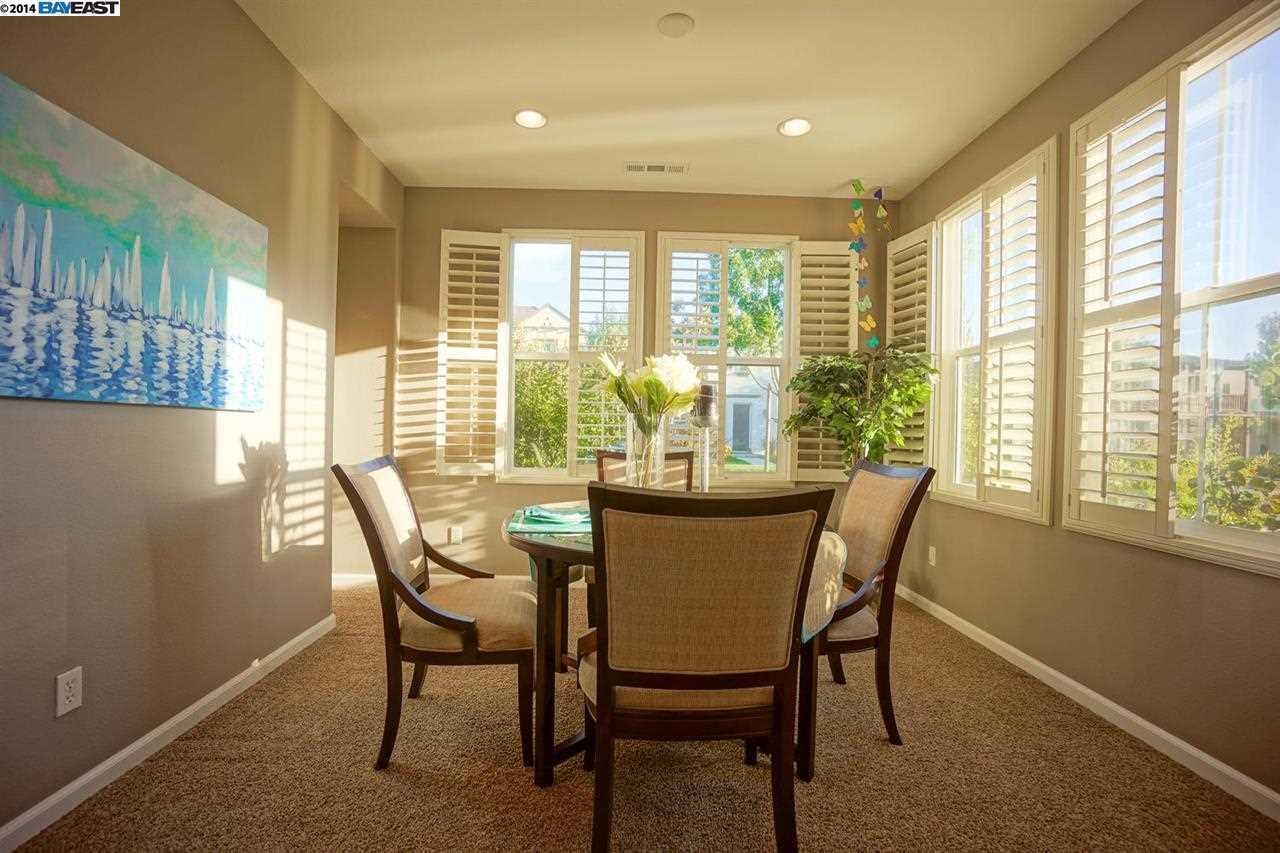 Detail Gallery Image 14 of 29 For 3200 Spicewood Ln, San Ramon,  CA 94582 - 5 Beds | 4/1 Baths