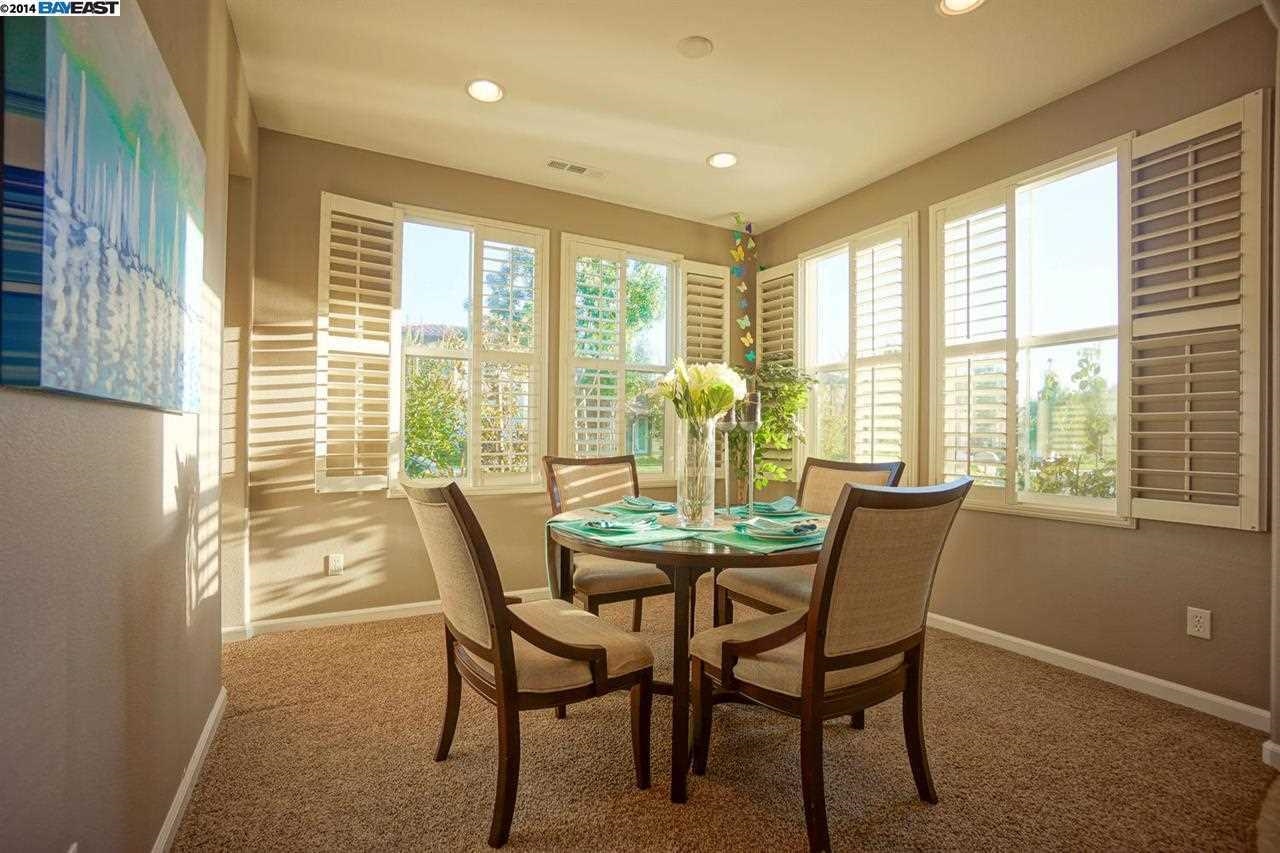 Detail Gallery Image 15 of 29 For 3200 Spicewood Ln, San Ramon,  CA 94582 - 5 Beds | 4/1 Baths