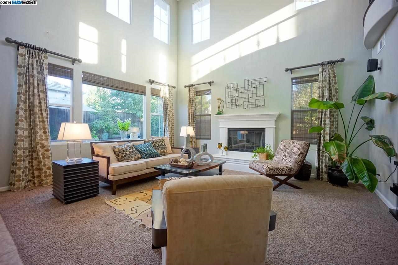 Detail Gallery Image 4 of 29 For 3200 Spicewood Ln, San Ramon,  CA 94582 - 5 Beds | 4/1 Baths