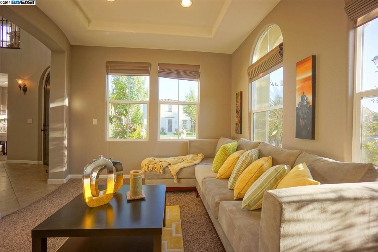 Detail Gallery Image 7 of 29 For 3200 Spicewood Ln, San Ramon,  CA 94582 - 5 Beds | 4/1 Baths