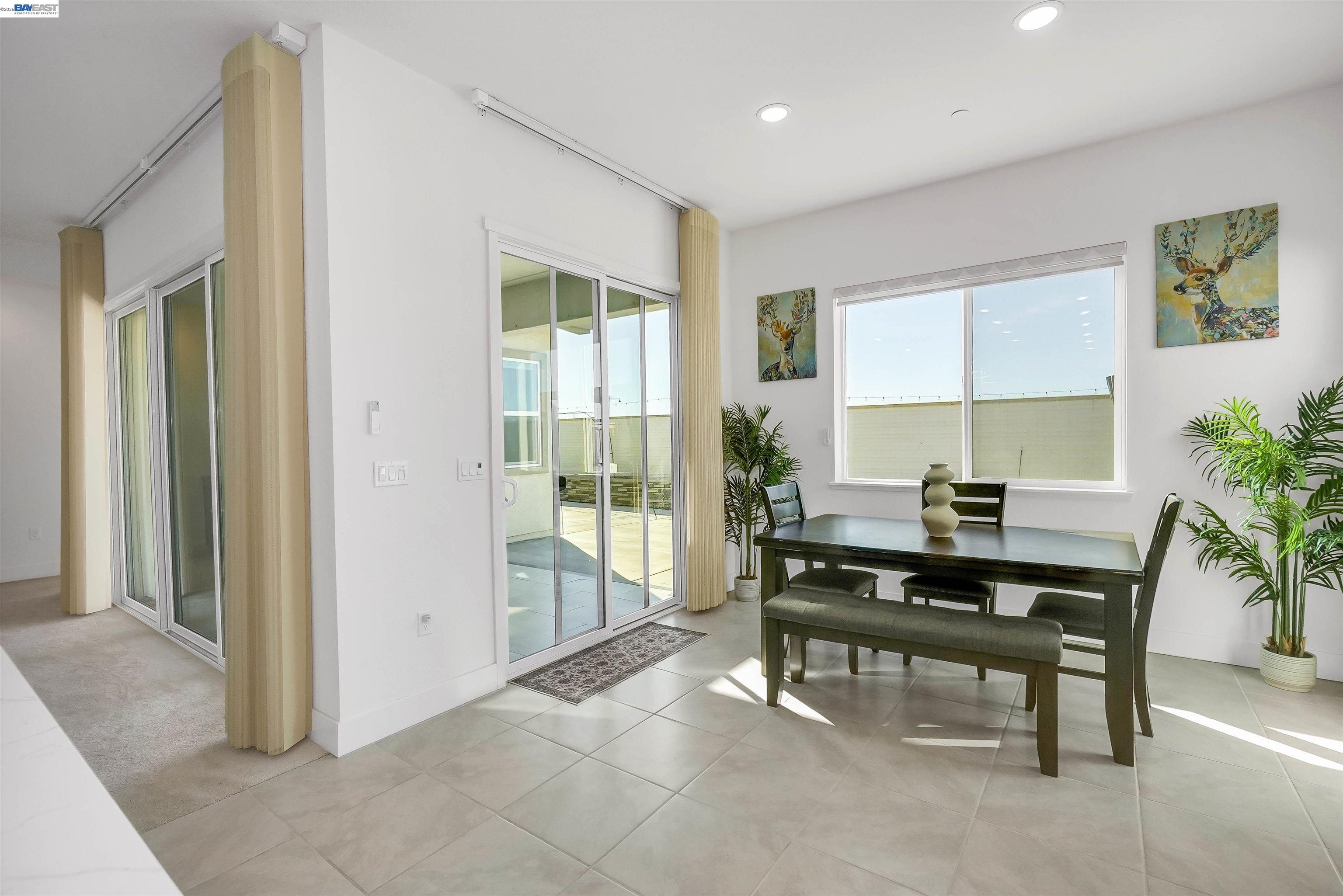 Detail Gallery Image 19 of 52 For 3456 Mulholland Drive, Lathrop,  CA 95330-7131 - 3 Beds | 2/1 Baths