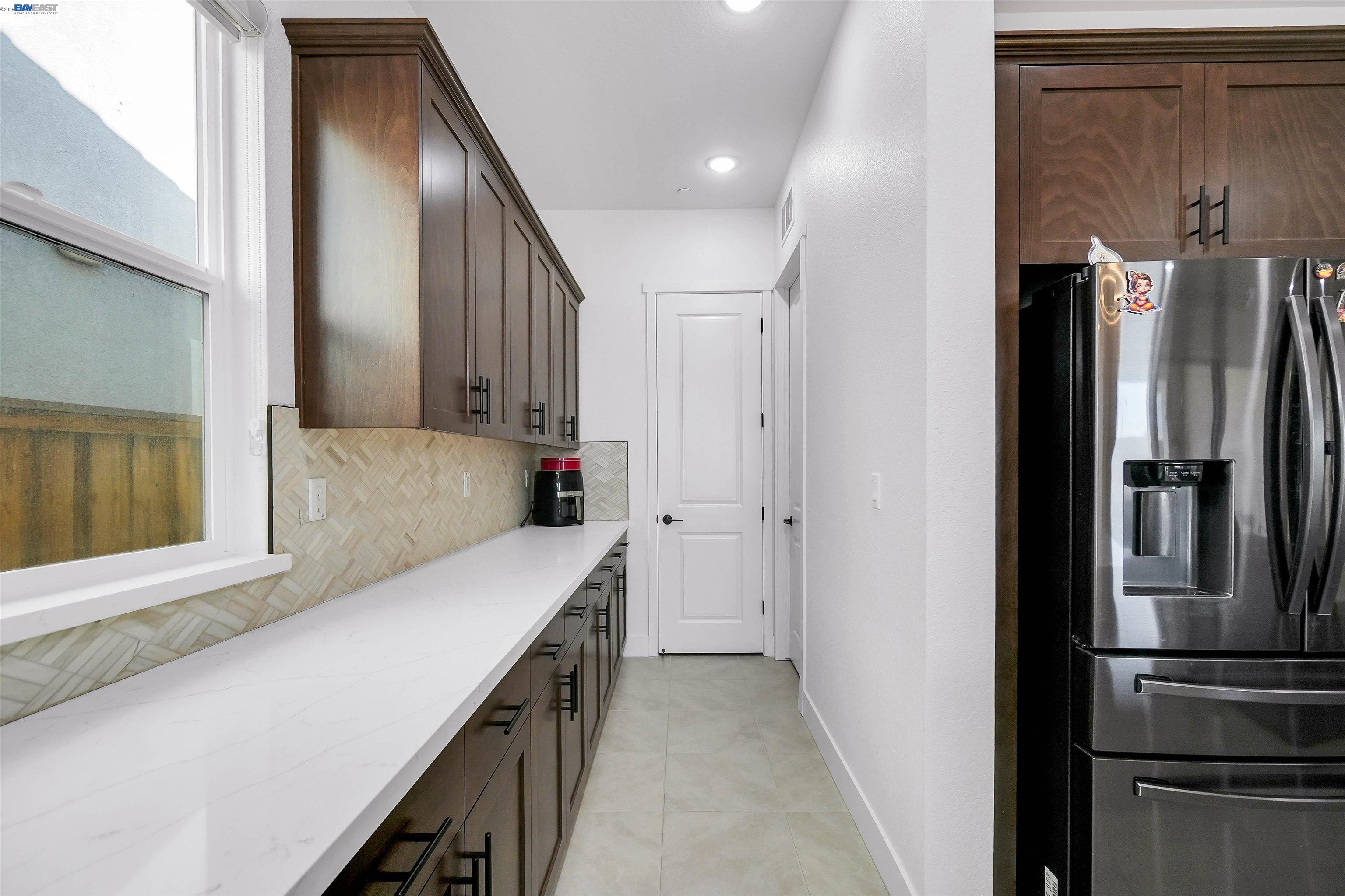 Detail Gallery Image 30 of 52 For 3456 Mulholland Drive, Lathrop,  CA 95330-7131 - 3 Beds | 2/1 Baths