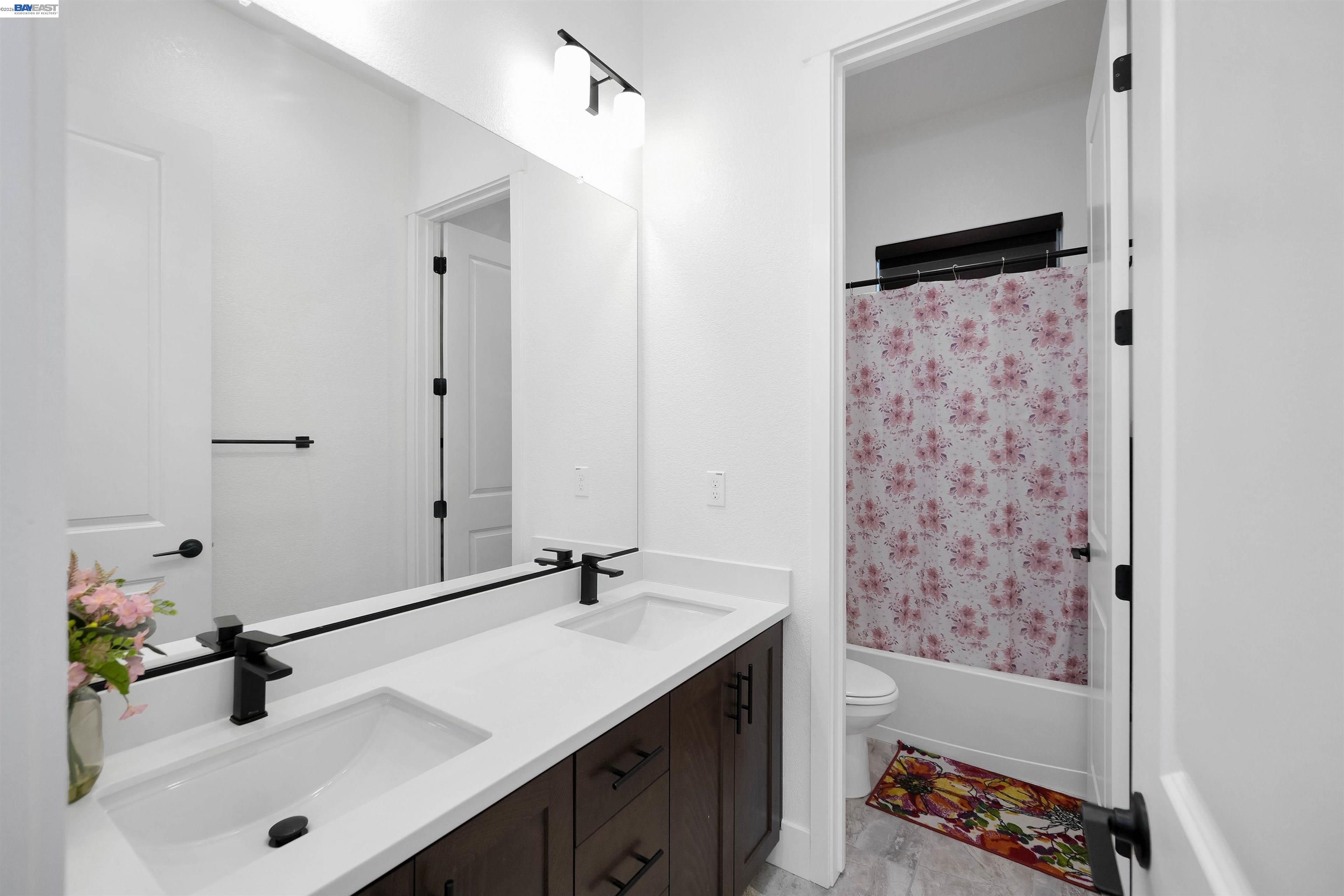 Detail Gallery Image 35 of 52 For 3456 Mulholland Drive, Lathrop,  CA 95330-7131 - 3 Beds | 2/1 Baths