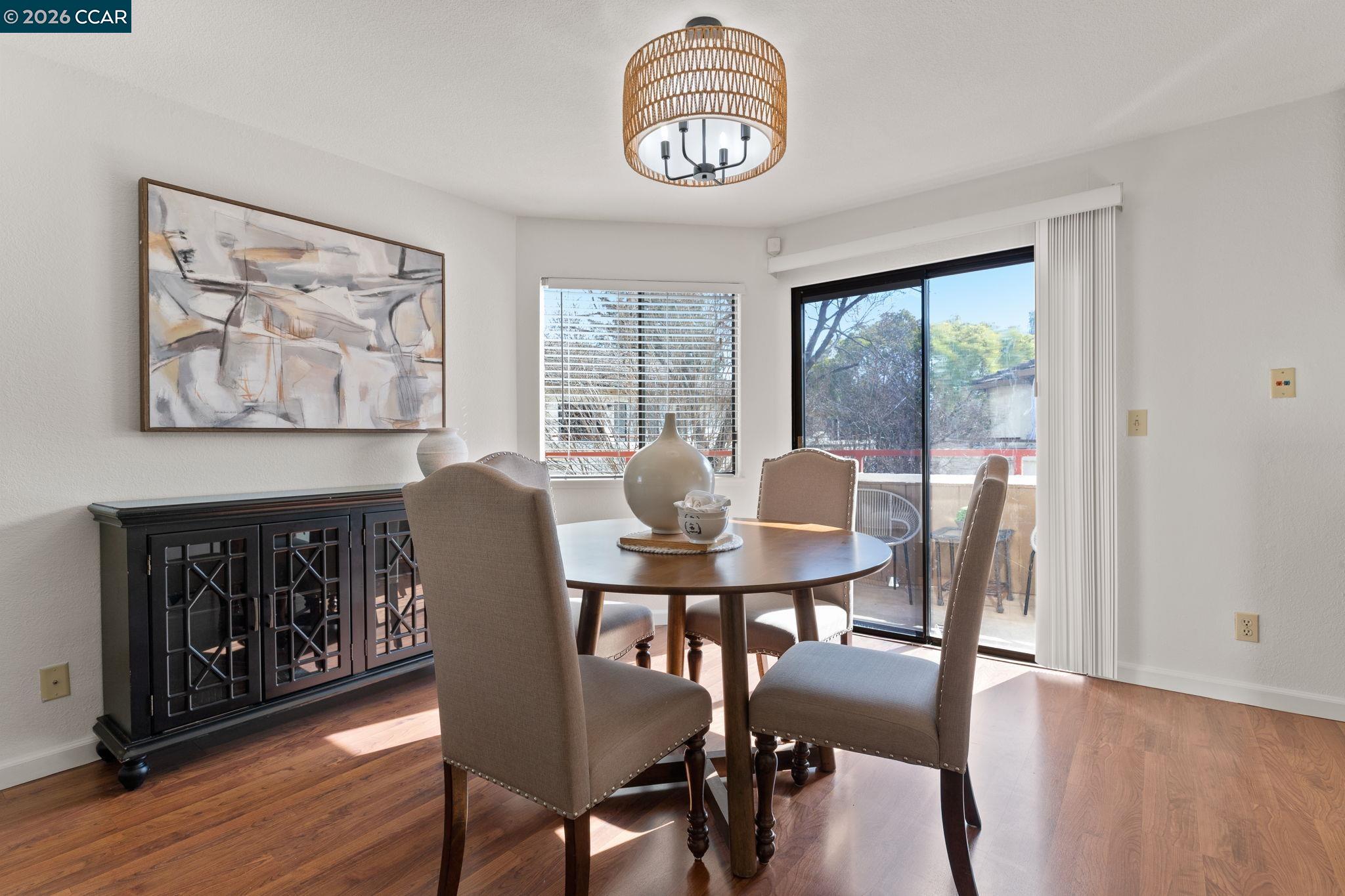 Detail Gallery Image 17 of 53 For 5060 Valley Crest Dr #56,  Concord,  CA 94521 - 3 Beds | 2/1 Baths