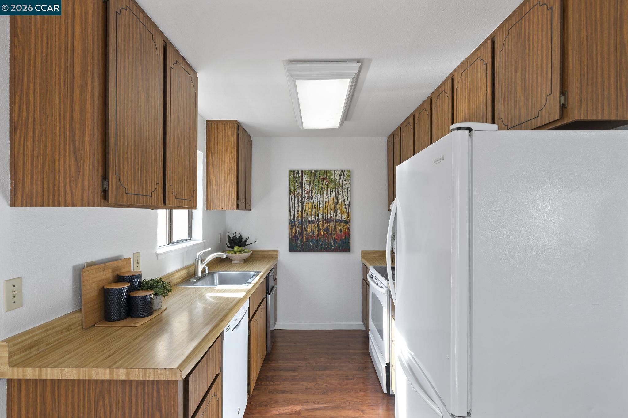 Detail Gallery Image 21 of 53 For 5060 Valley Crest Dr #56,  Concord,  CA 94521 - 3 Beds | 2/1 Baths