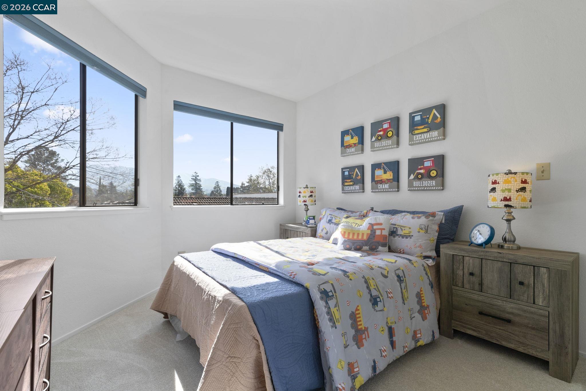 Detail Gallery Image 26 of 53 For 5060 Valley Crest Dr #56,  Concord,  CA 94521 - 3 Beds | 2/1 Baths