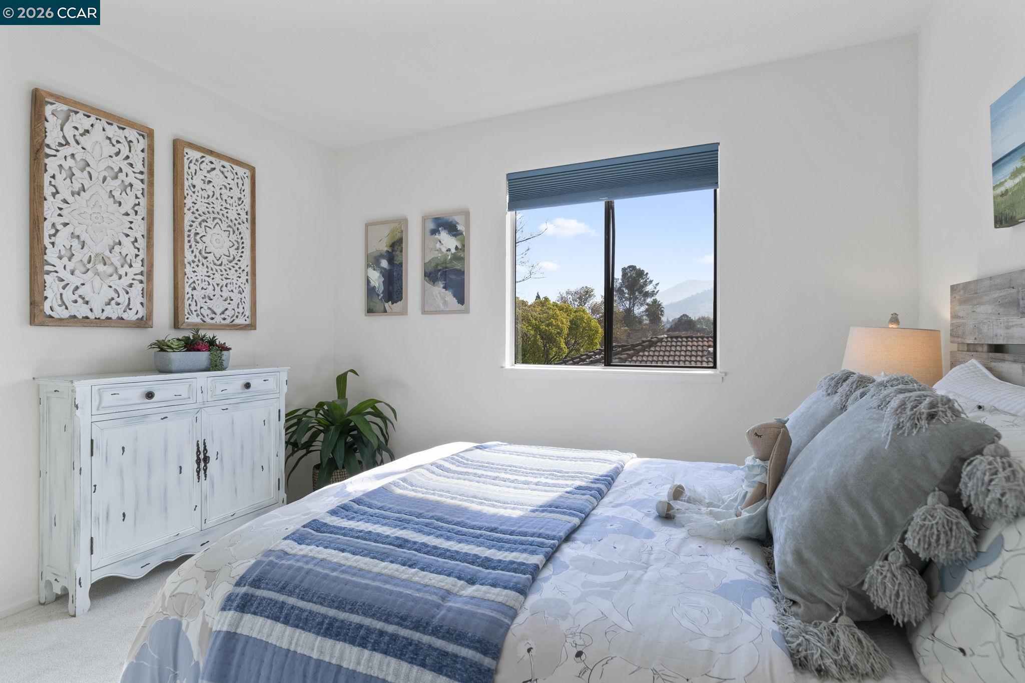 Detail Gallery Image 32 of 53 For 5060 Valley Crest Dr #56,  Concord,  CA 94521 - 3 Beds | 2/1 Baths