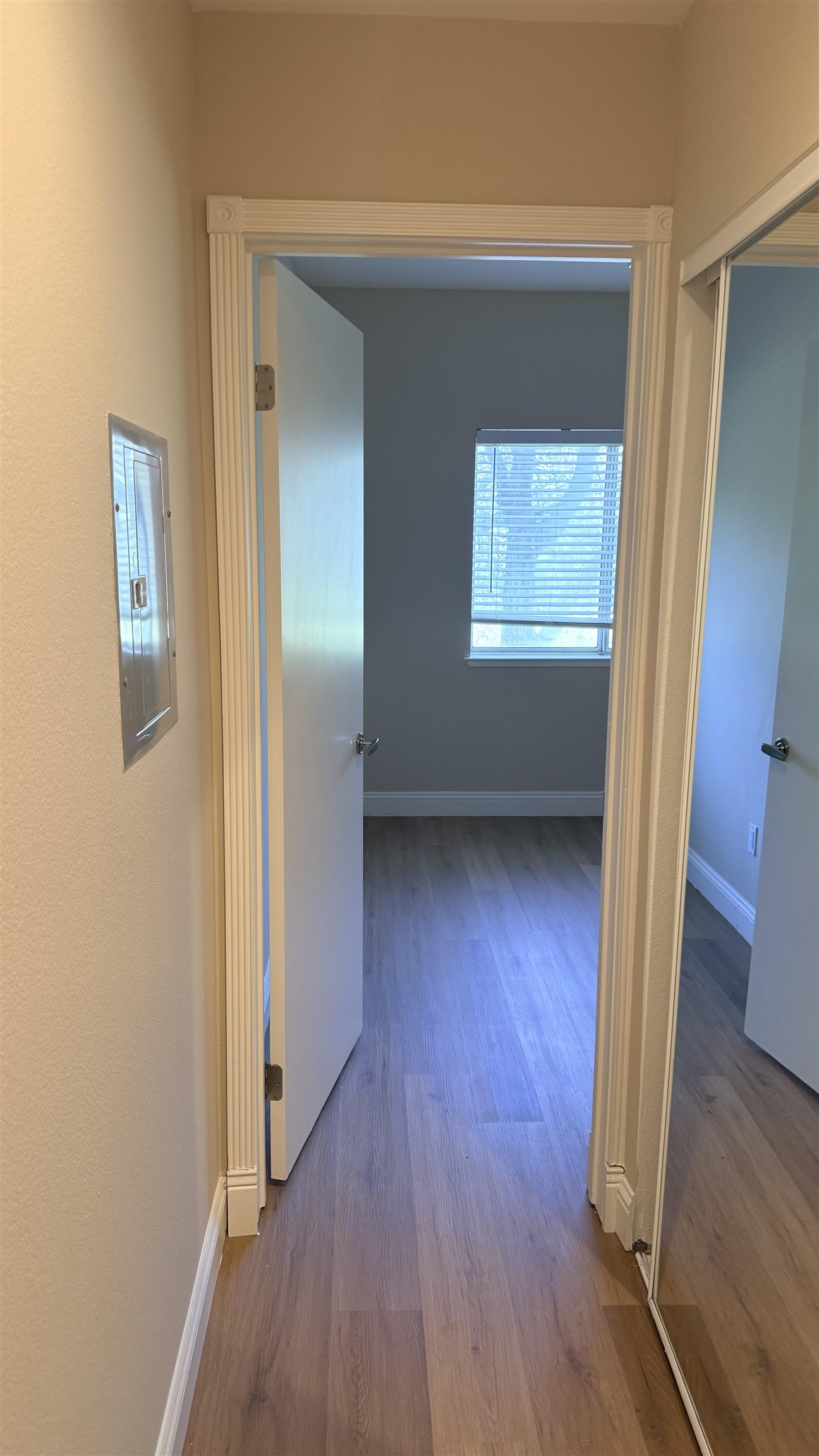 Detail Gallery Image 11 of 53 For 103 Tuscany Court, Hercules,  CA 94547 - 2 Beds | 2 Baths